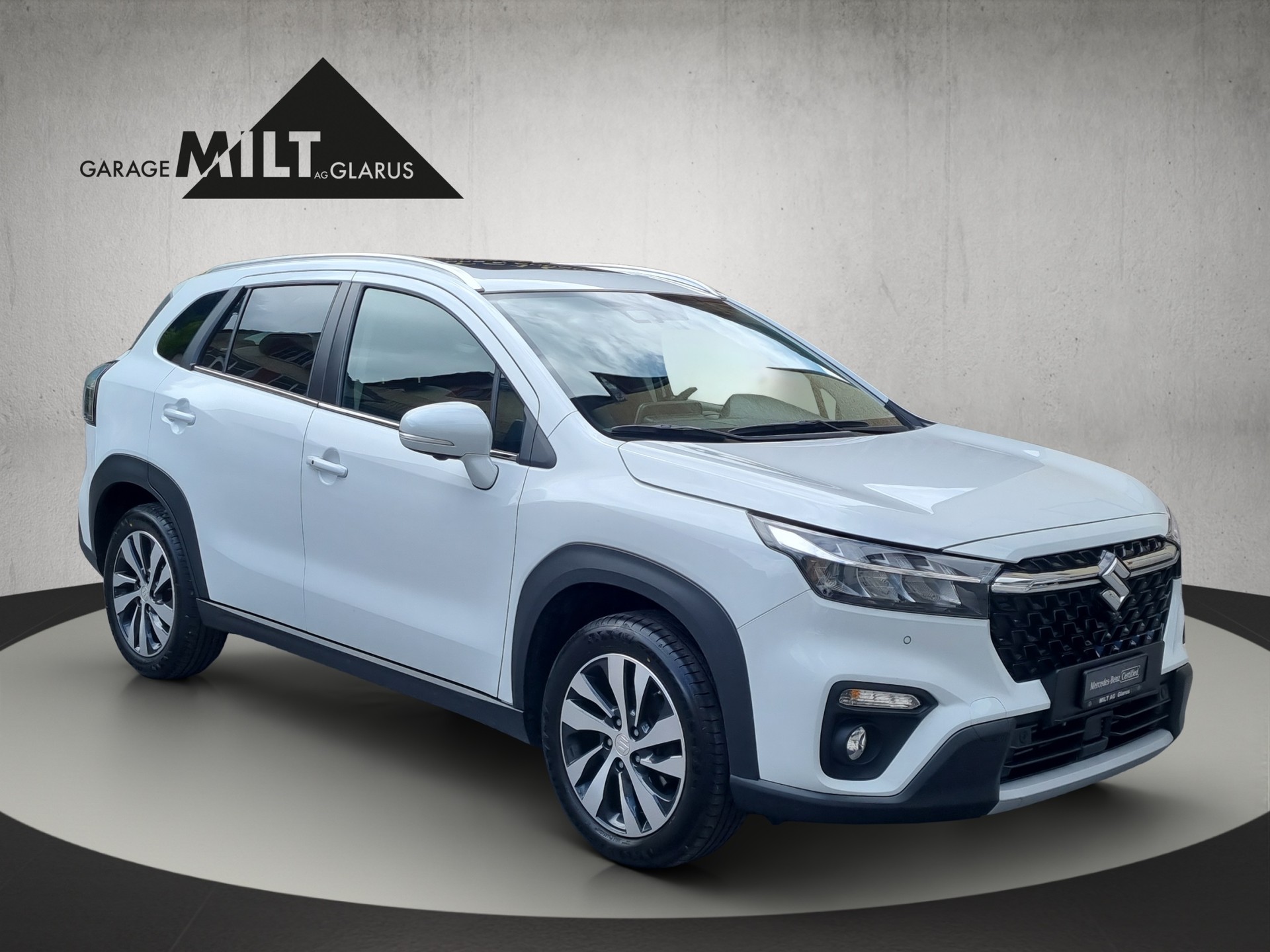 SUZUKI S-Cross 1.4 T Compact Top Hybrid 4x4-image-1