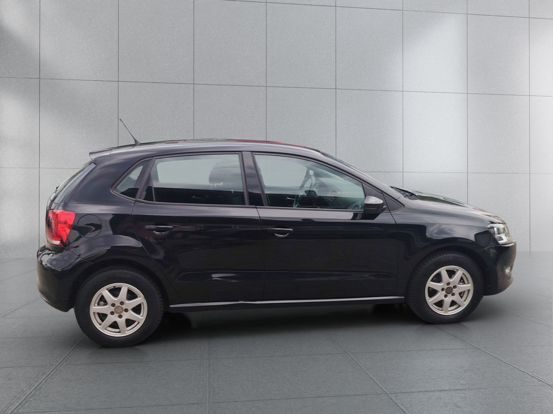 VW Polo 1.2 TSI Trendline DSG-image-7