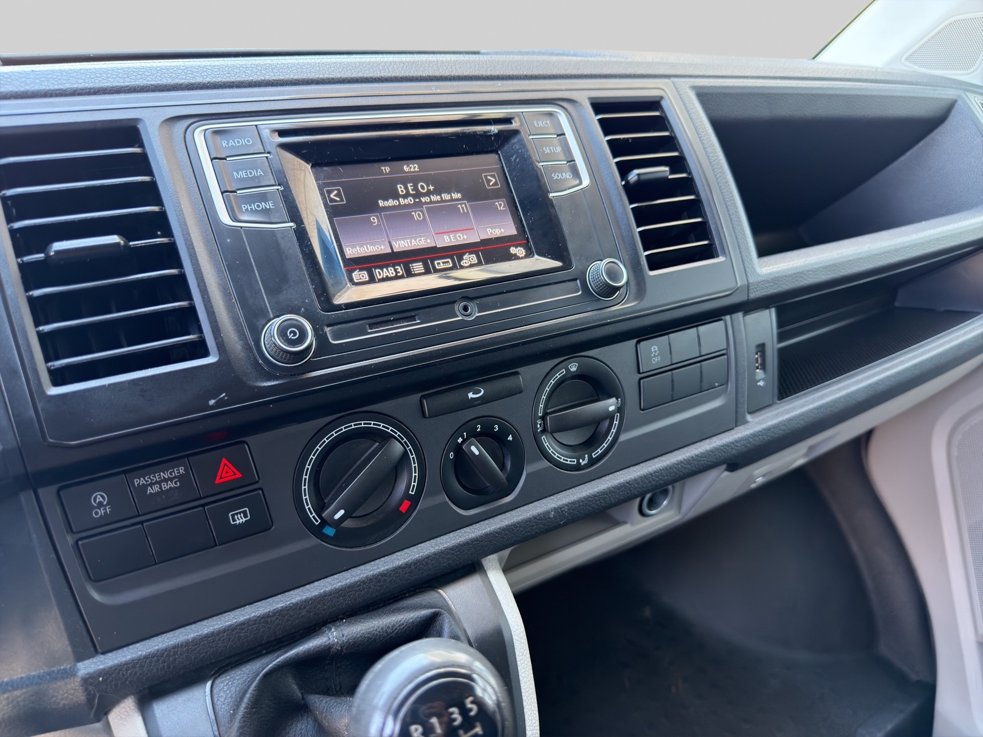 VW T6 2.0 TDI 4Motion-image-11
