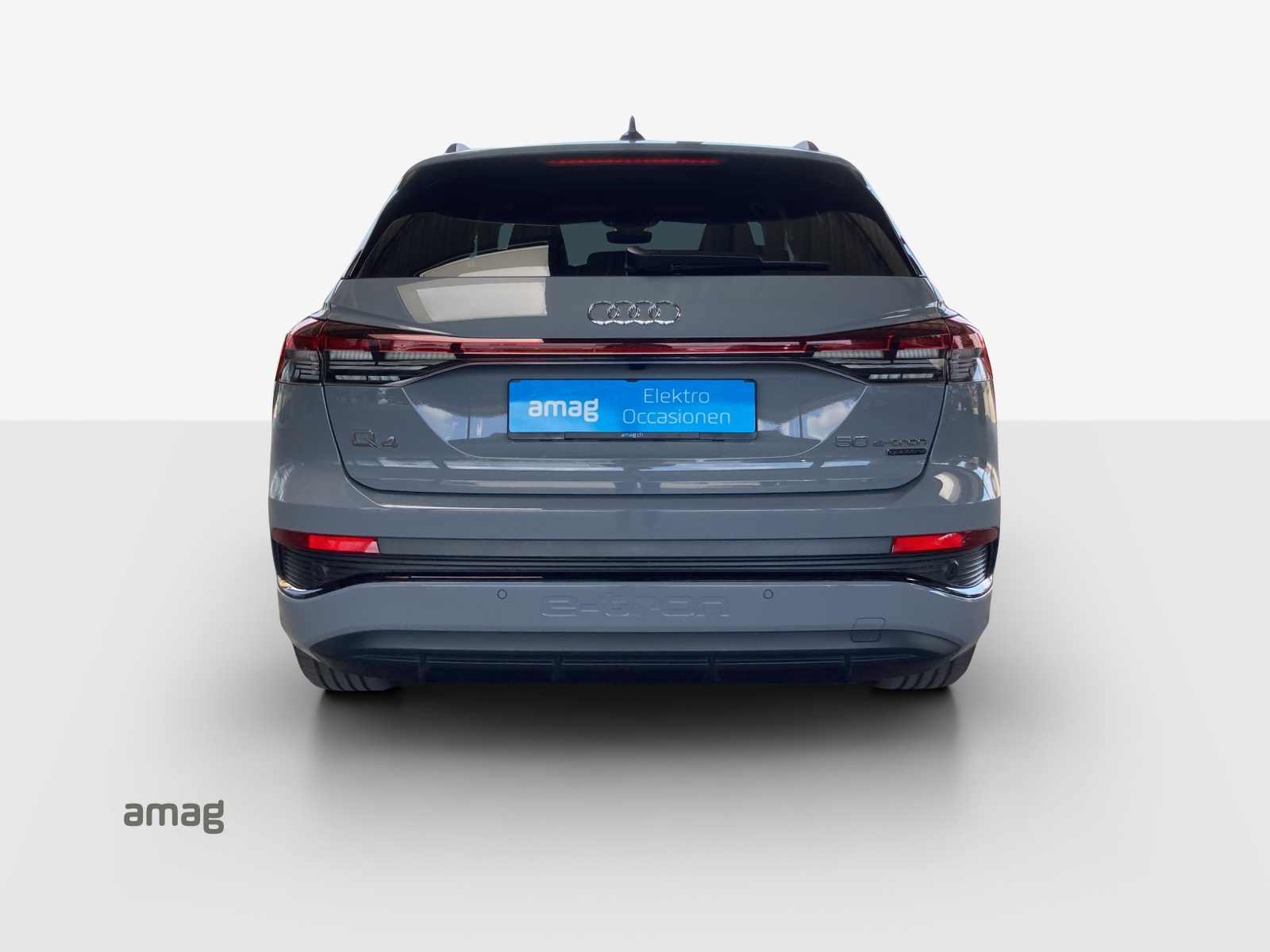 AUDI Q4 e-tron 50 quattro-image-4
