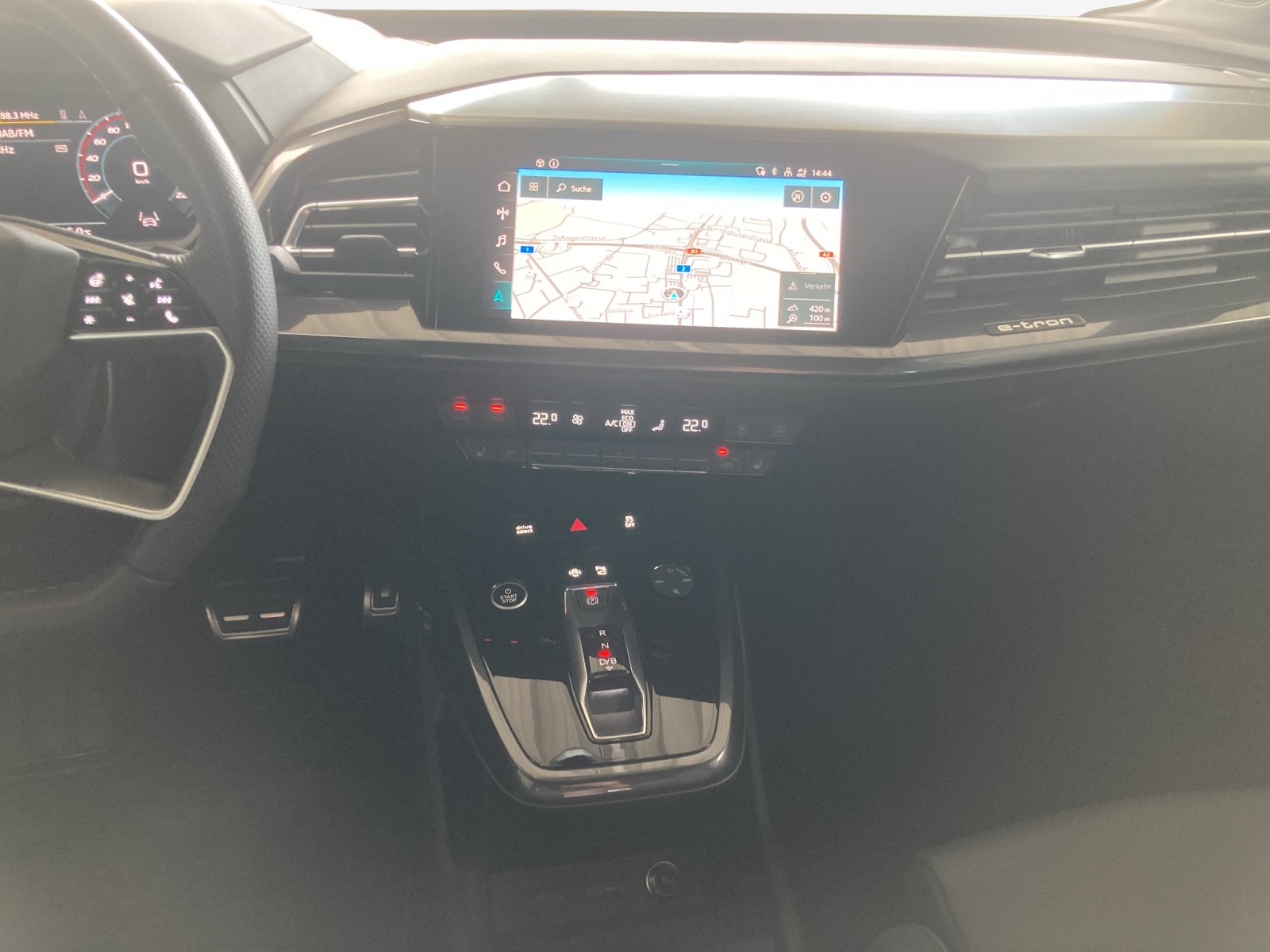 AUDI Q4 e-tron 50 quattro-image-11