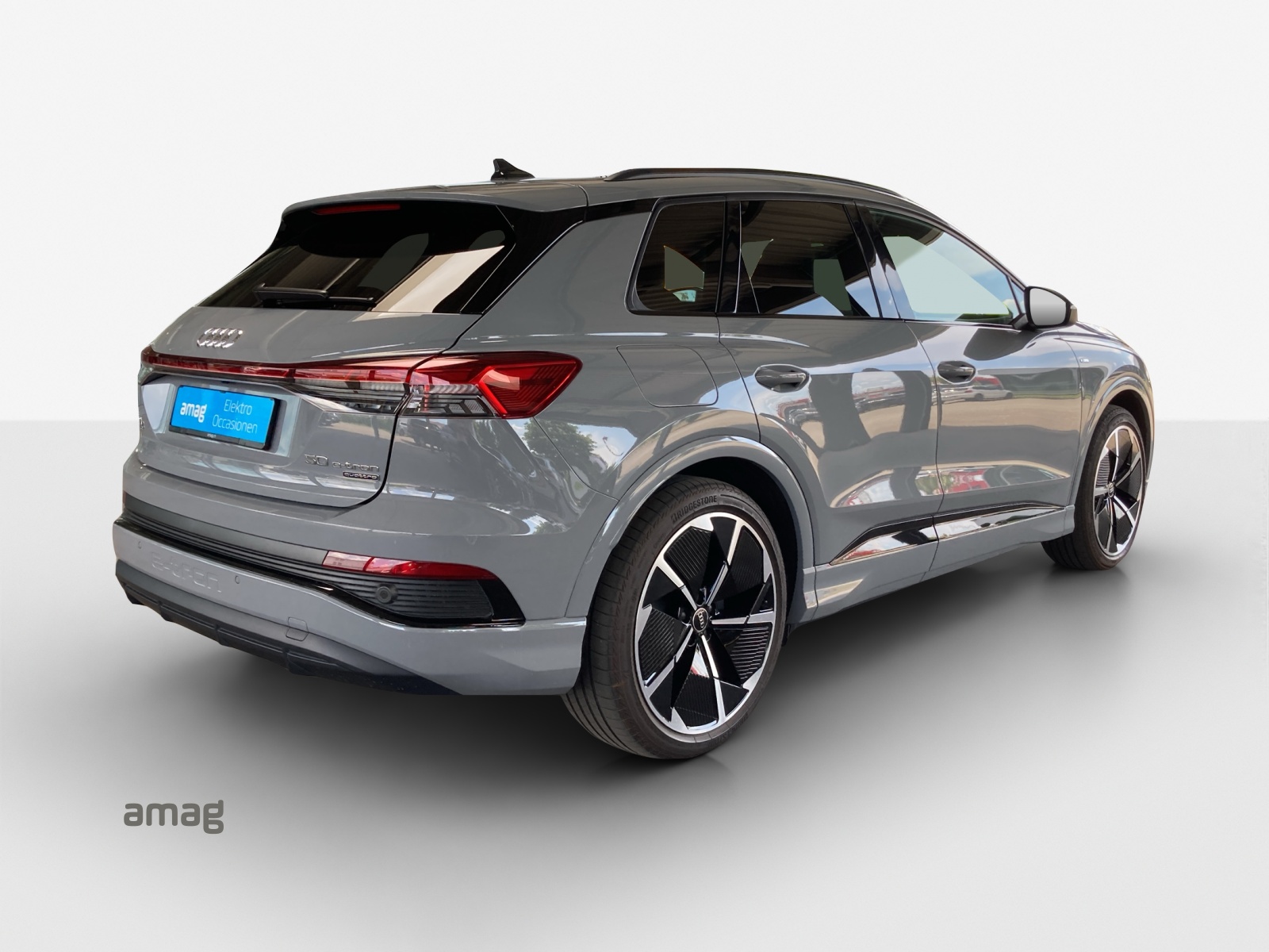 AUDI Q4 e-tron 50 quattro-image-5