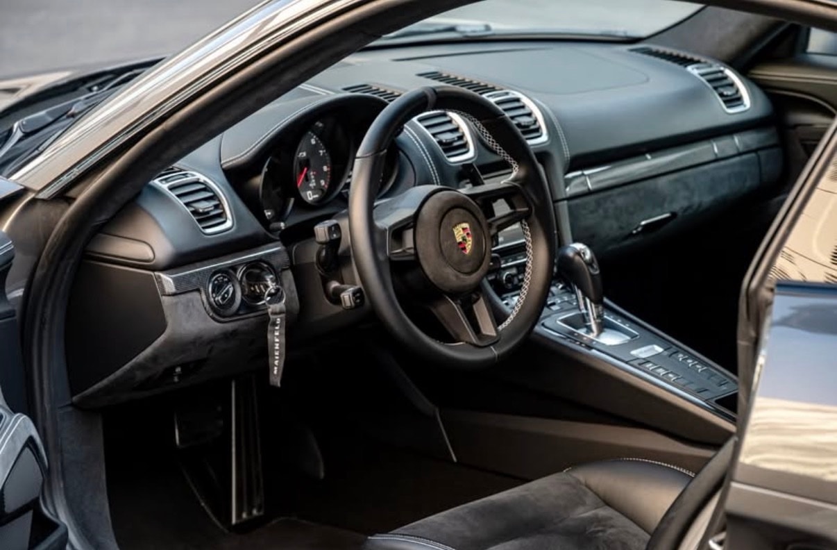 PORSCHE 3.4 GTS PDK-image-2
