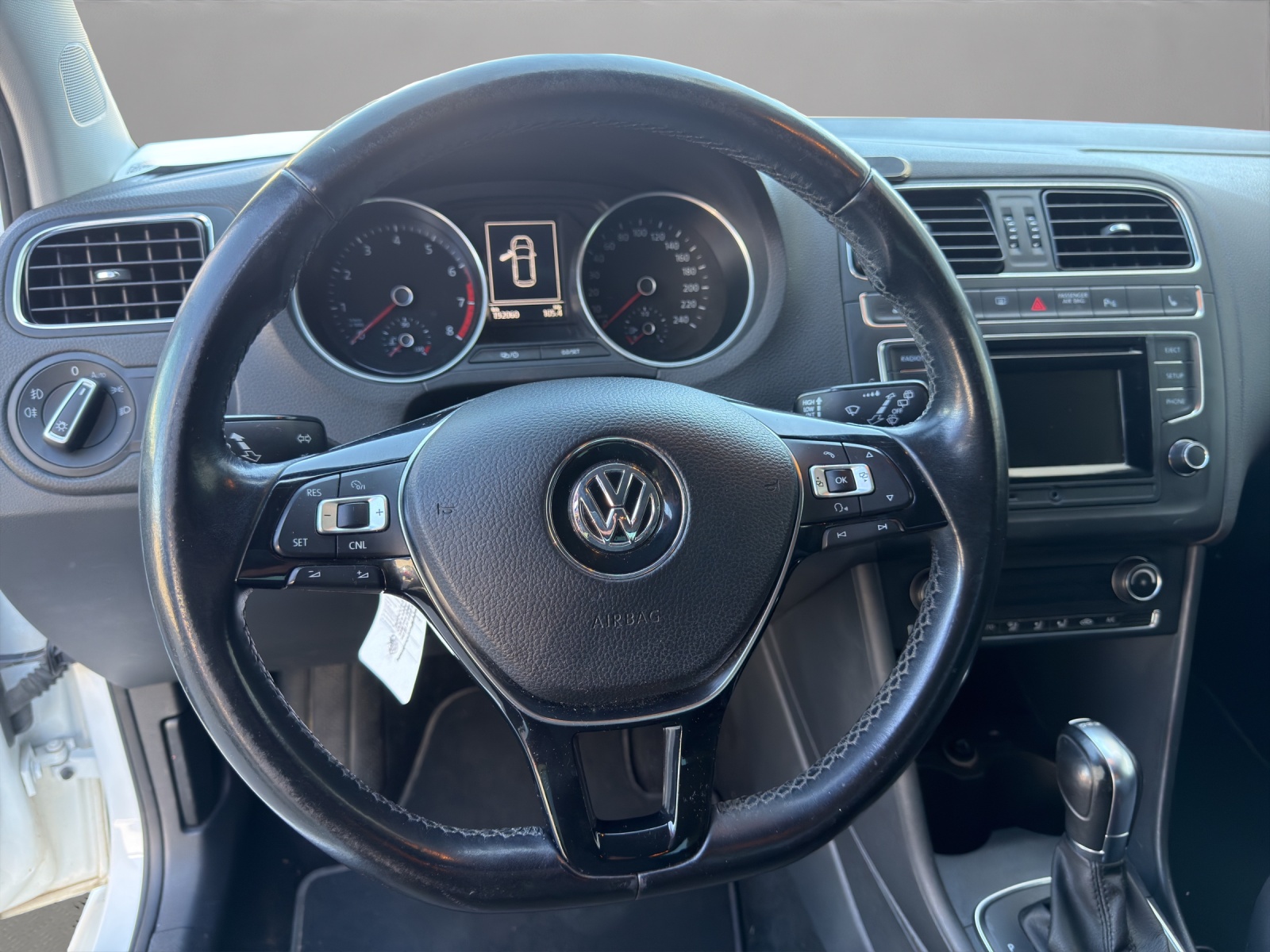 VW Polo 1.2 TSI BMT Comfortline DSG-image-9