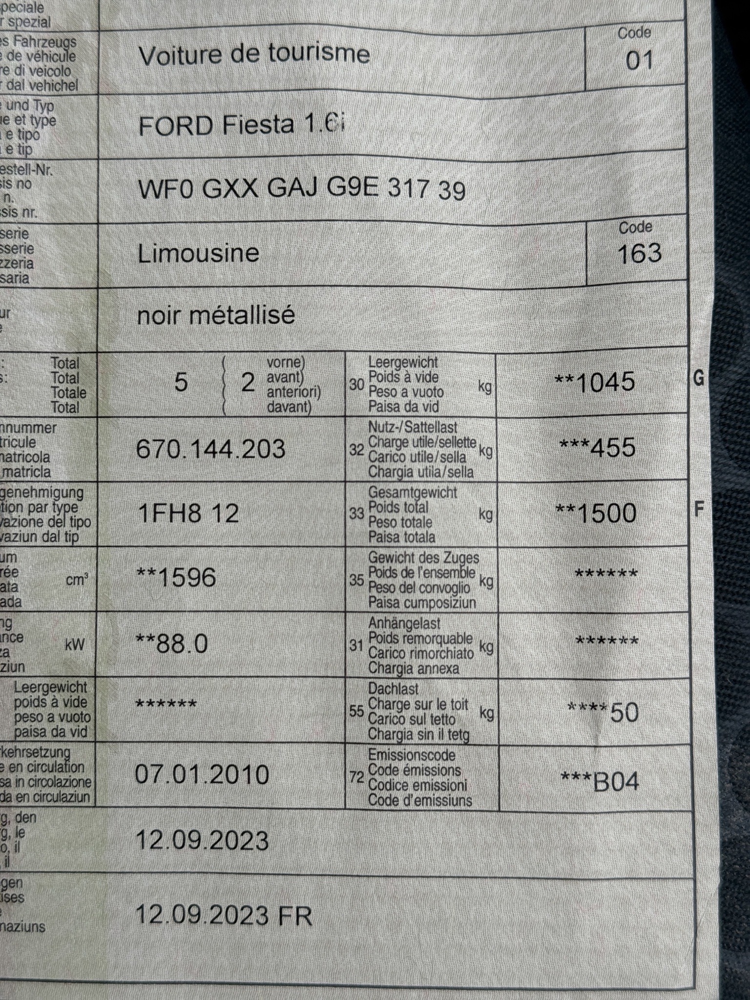 FORD Fiesta 1.6 16V Titanium-image-9