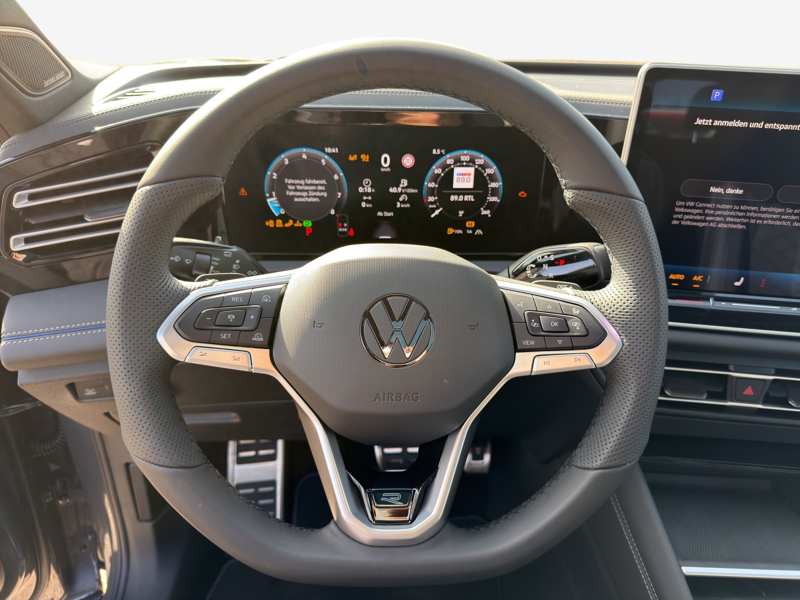 VW Tiguan 2.0 TSI DSG R-Line 4Motion-image-9
