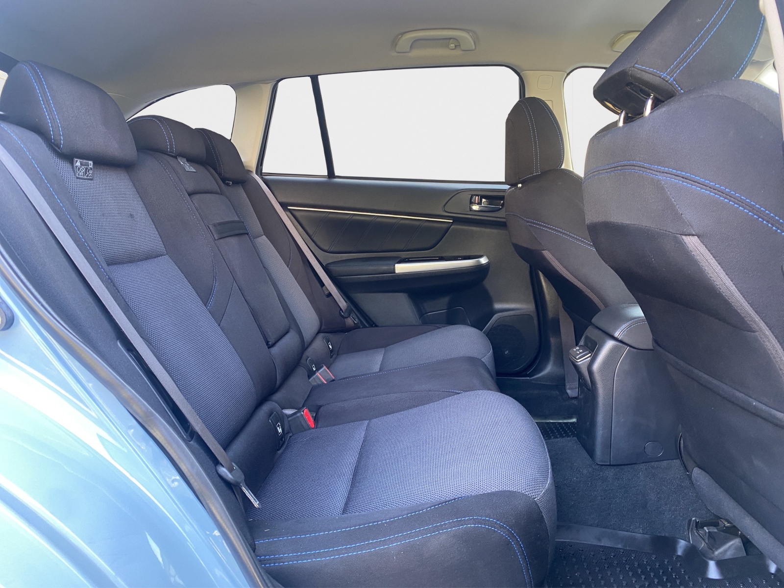 SUBARU Levorg 2.0i Swiss Plus AWD Lineartronic-image-17