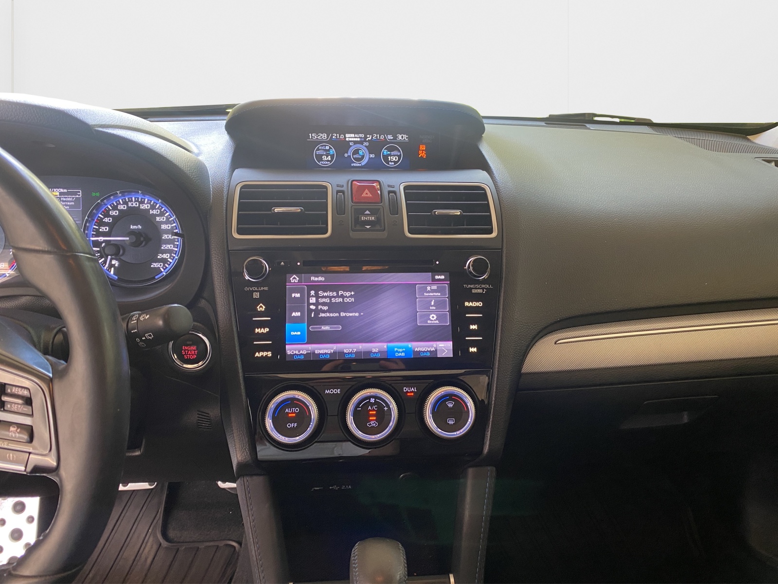 SUBARU Levorg 2.0i Swiss Plus AWD Lineartronic-image-14