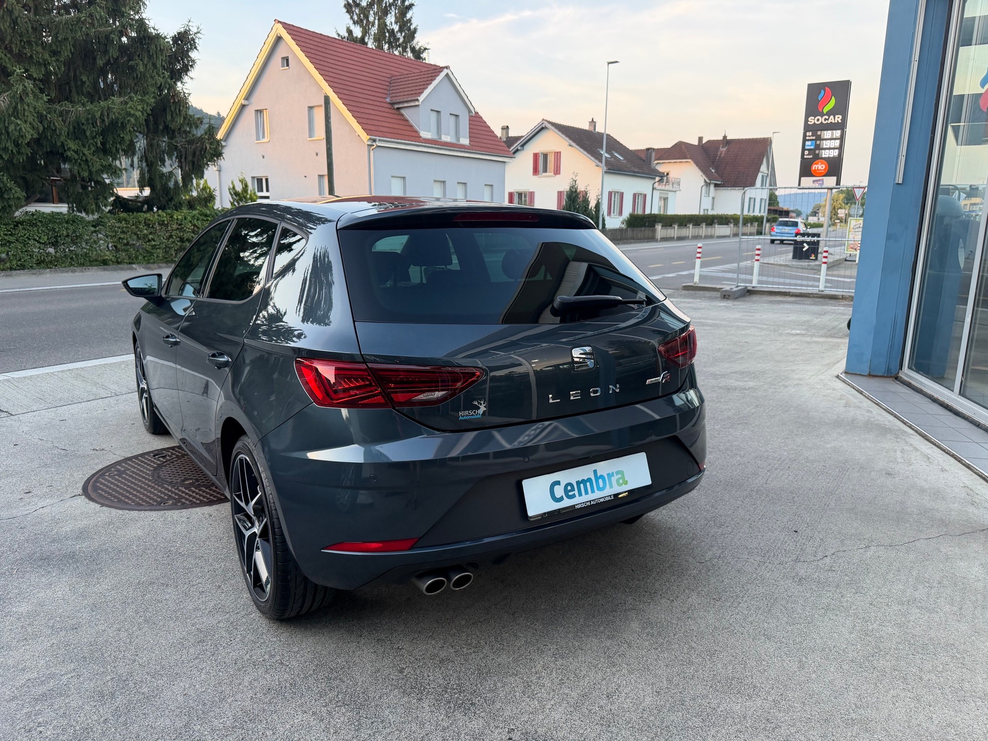 SEAT Leon 1.5 TSI EVO FR ACT FR-image-3