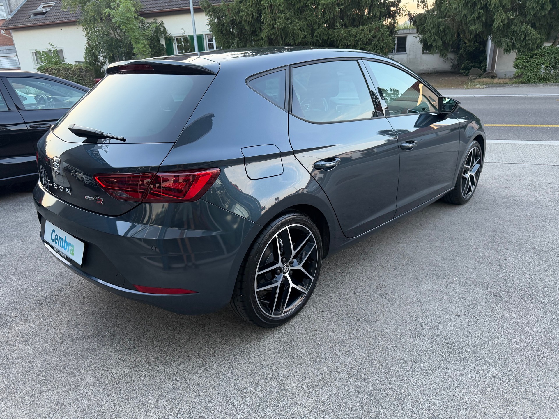 SEAT Leon 1.5 TSI EVO FR ACT FR-image-2