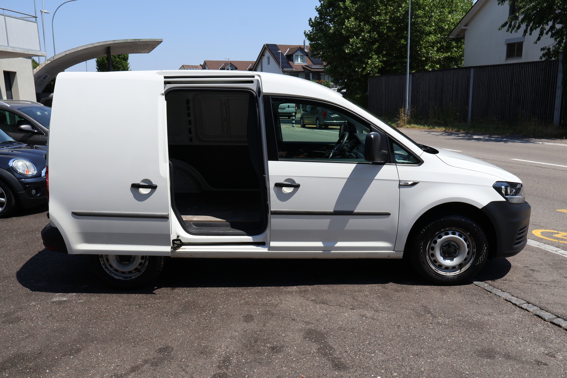 VW Caddy 1.4TGI BlueMotion Technology DSG-image-3