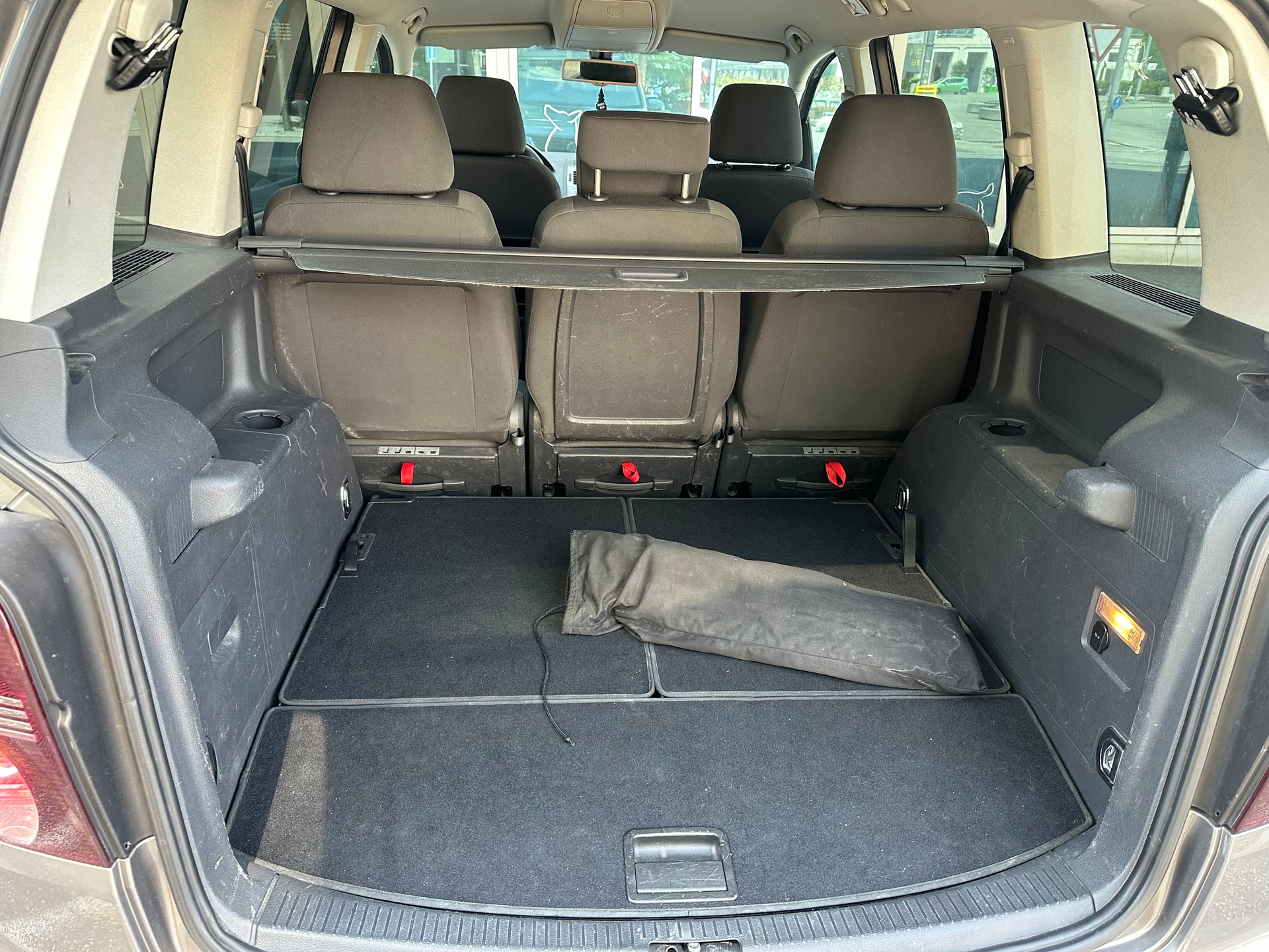 VW Touran 1.4 TSI Conceptline-image-7