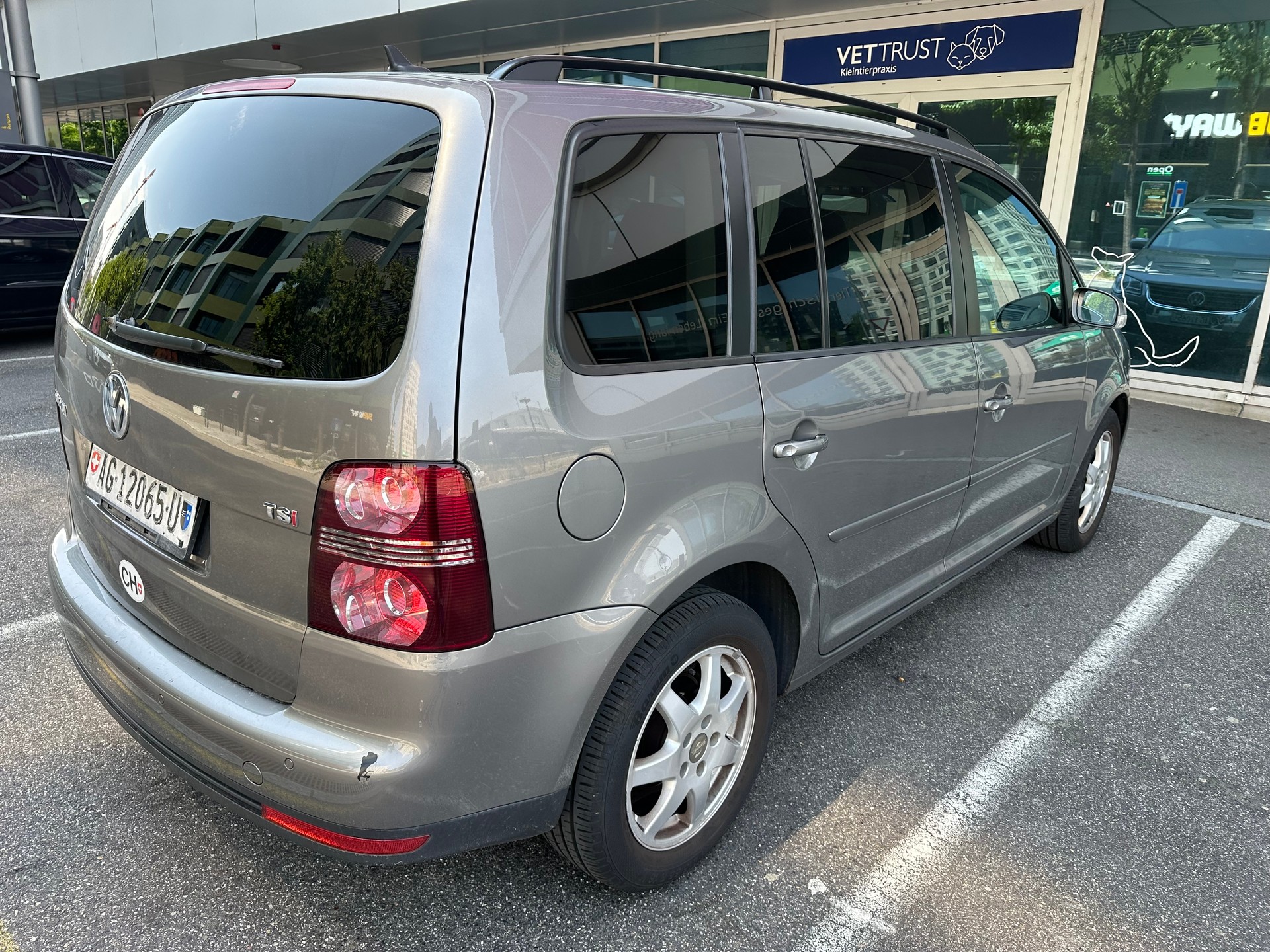 VW Touran 1.4 TSI Conceptline-image-3
