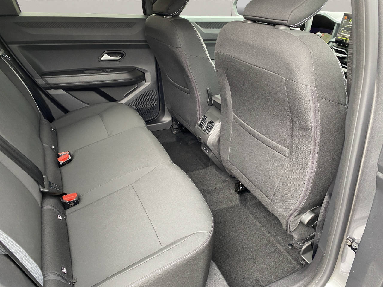 DACIA Bigster 1.2 Hybrid Journey 4WD Automat-image-17