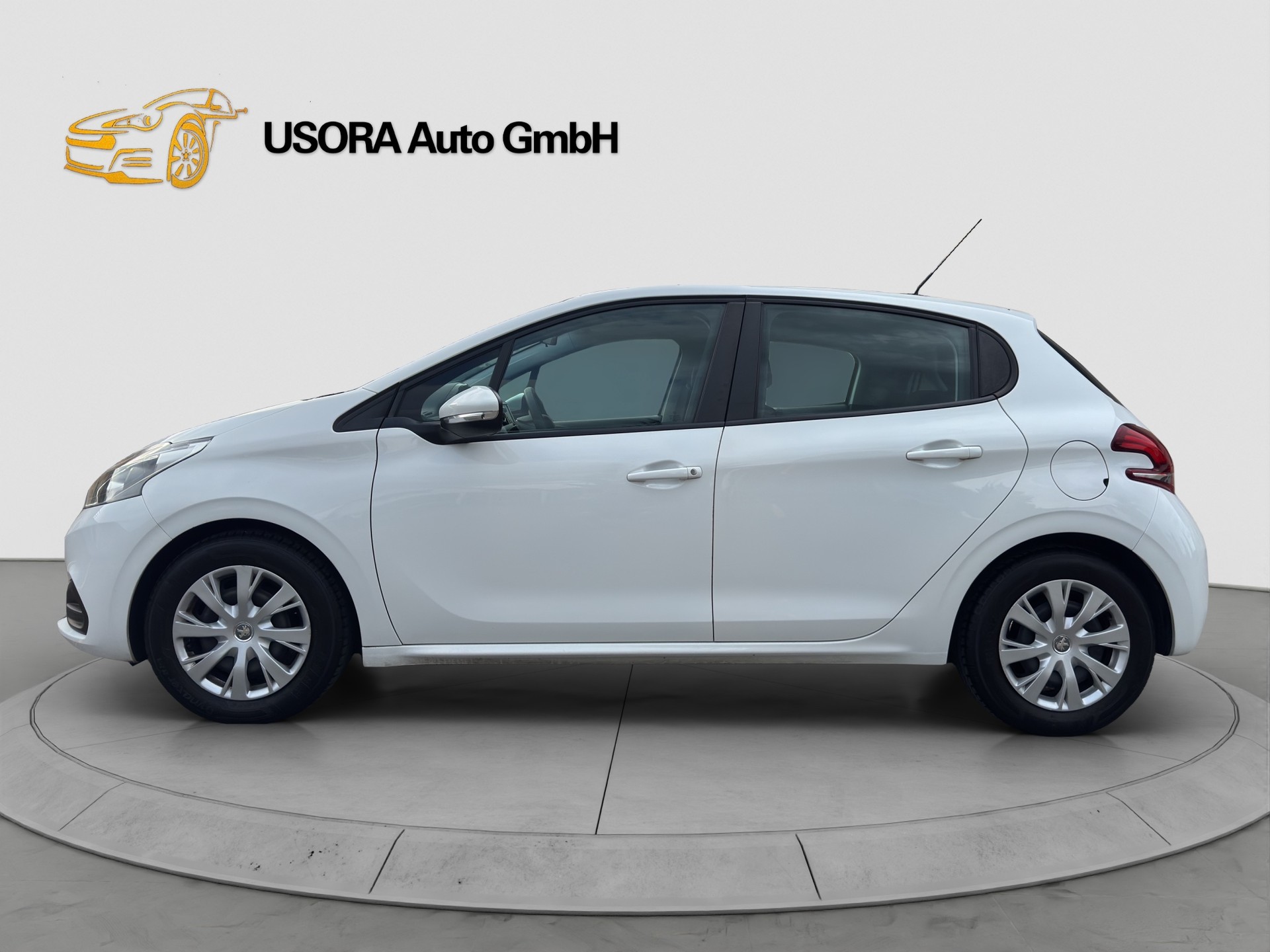 PEUGEOT 208 1.2 PureTech Style-image-3