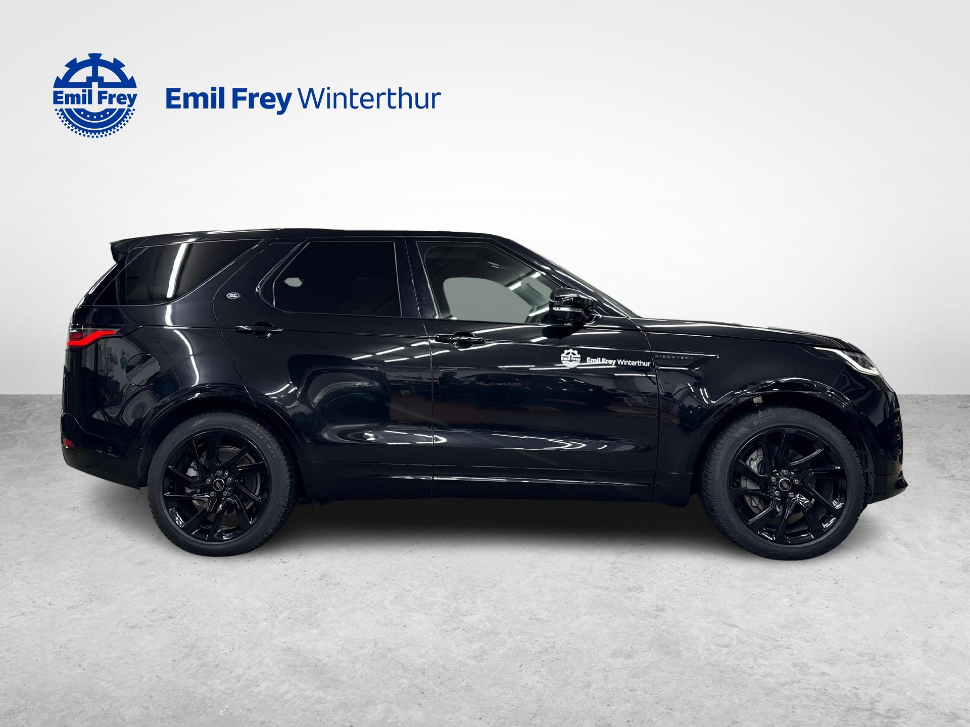 LAND ROVER Discovery 3.0 D I6 250 Dynamic SE-image-5