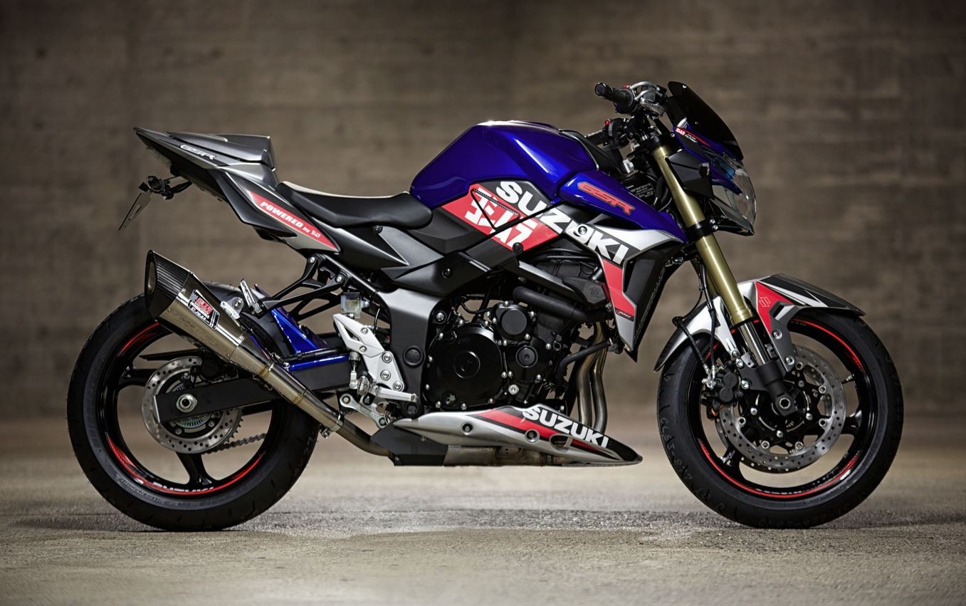 SUZUKI GSR 750