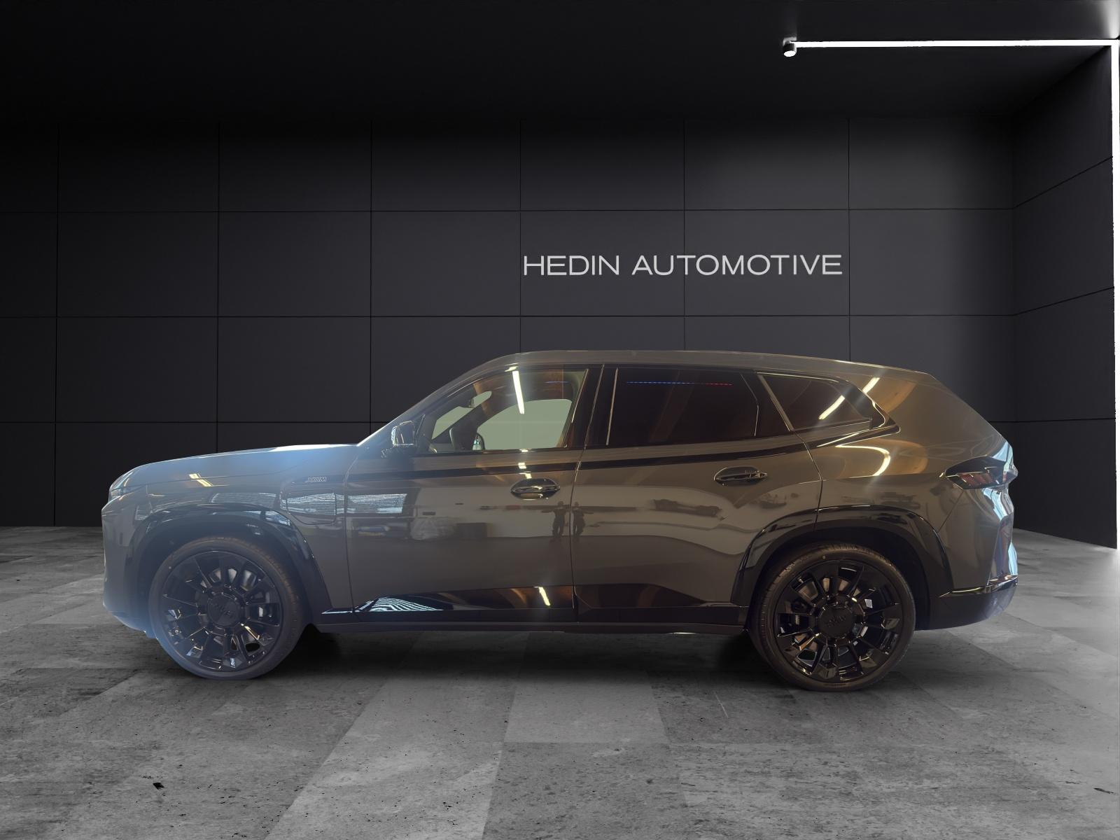 BMW XM 50e Plug-in Hybrid-image-1