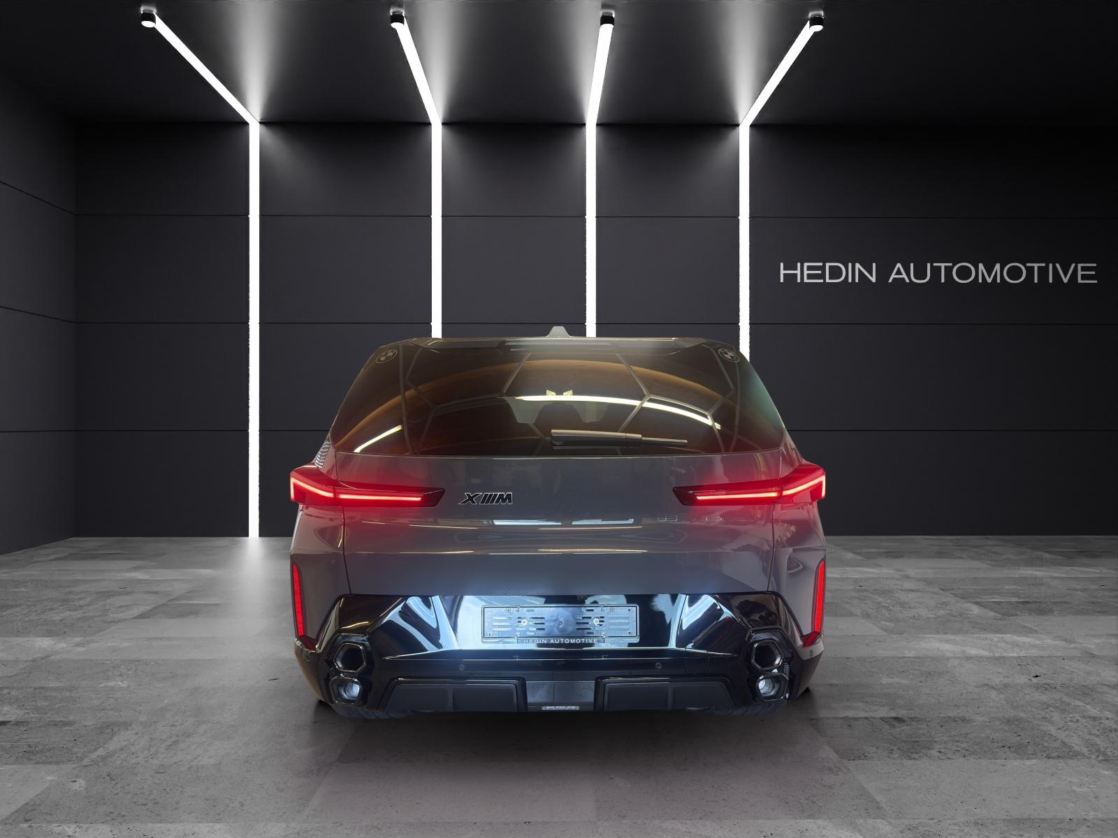 BMW XM 50e Plug-in Hybrid-image-3