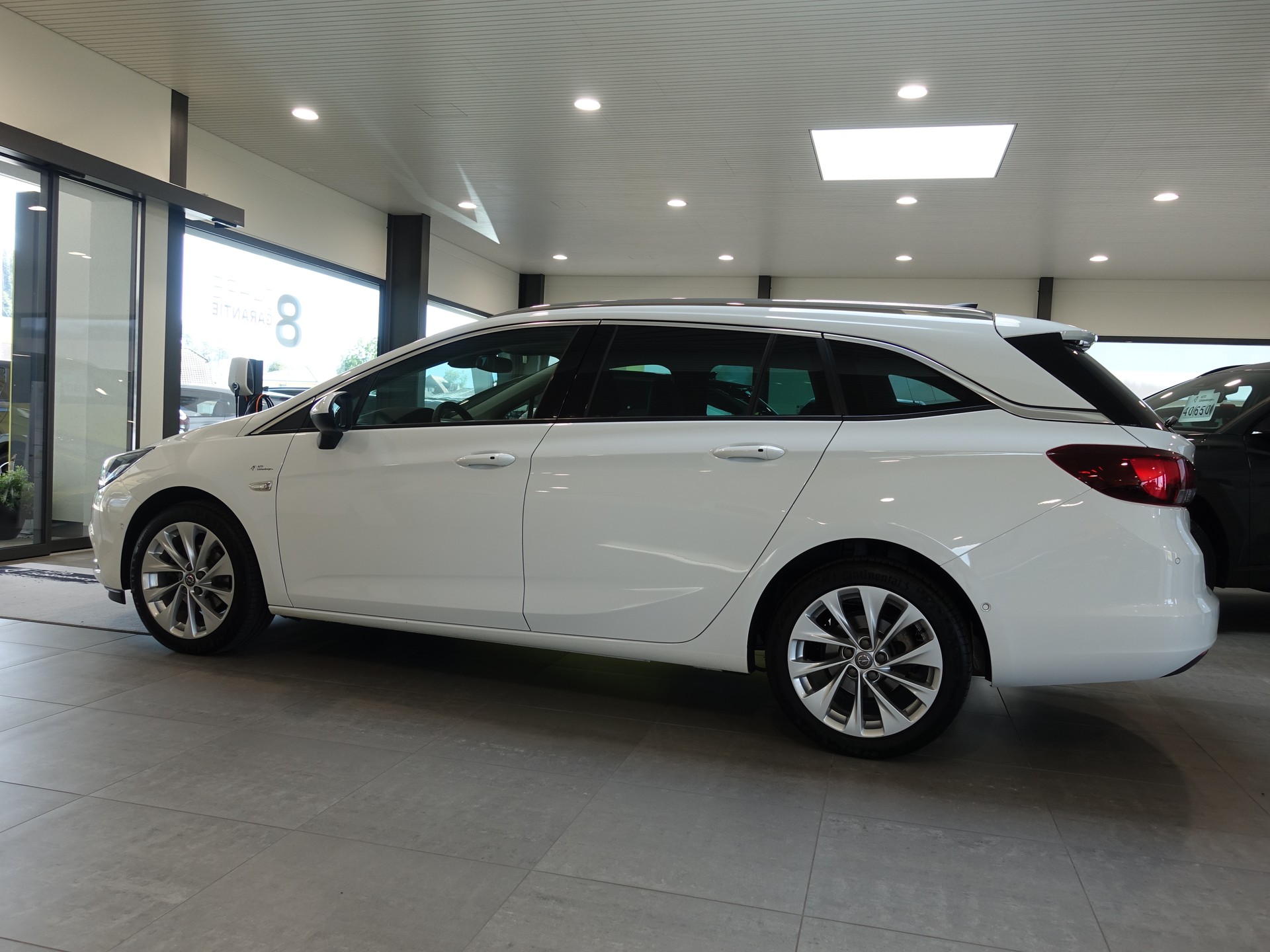 OPEL Astra 1.4i T. Excellence-image-1