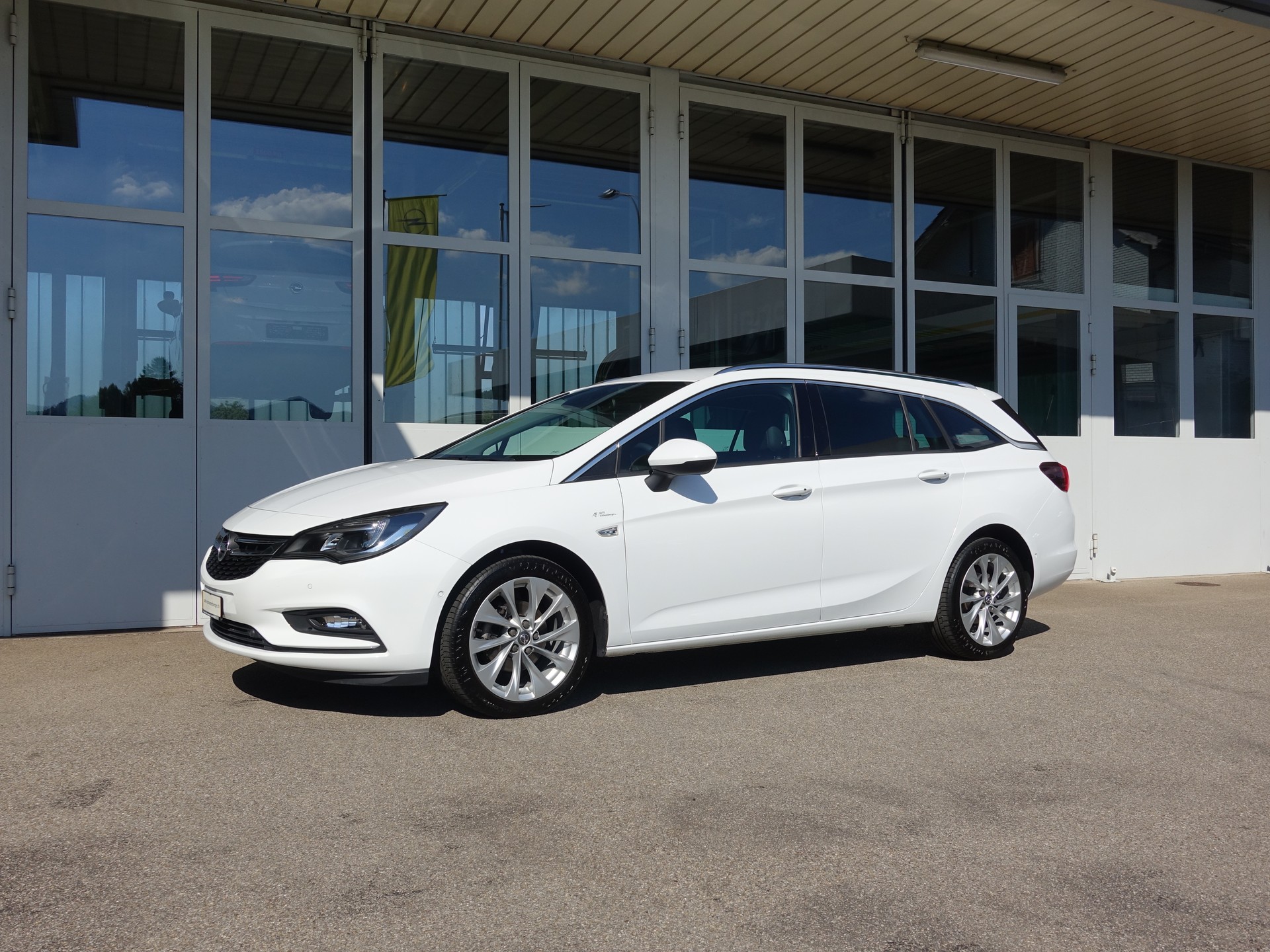 OPEL Astra 1.4i T. Excellence-image-17