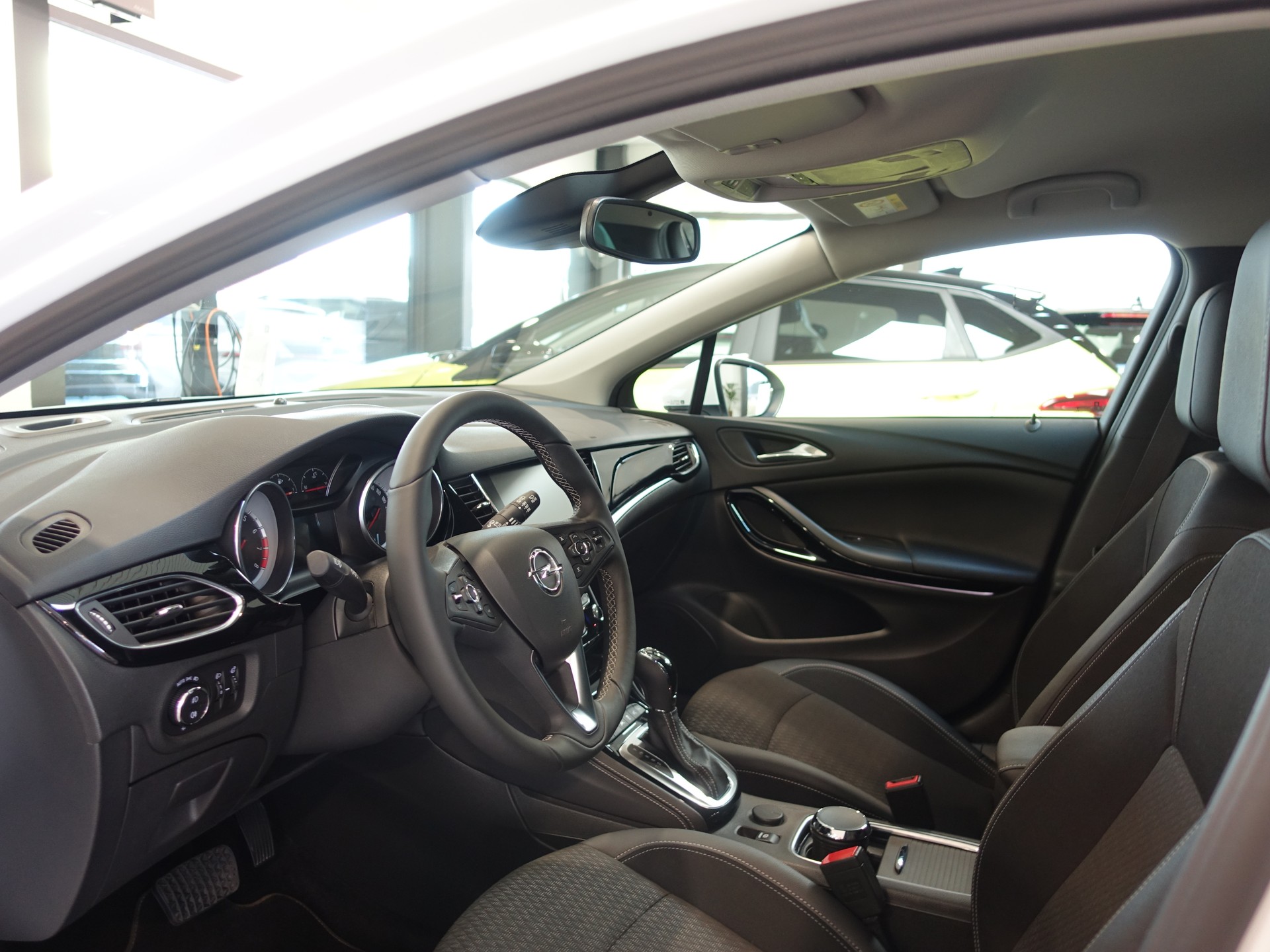 OPEL Astra 1.4i T. Excellence-image-8