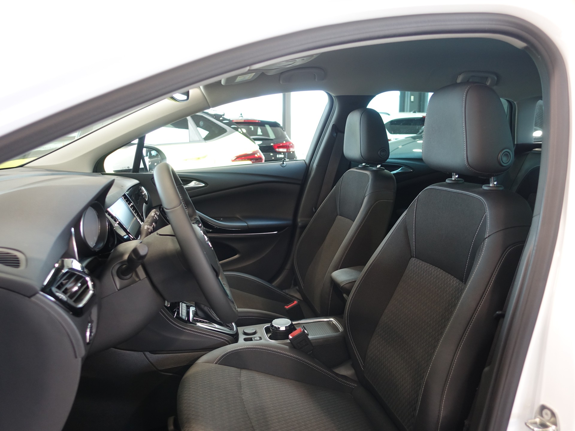 OPEL Astra 1.4i T. Excellence-image-9