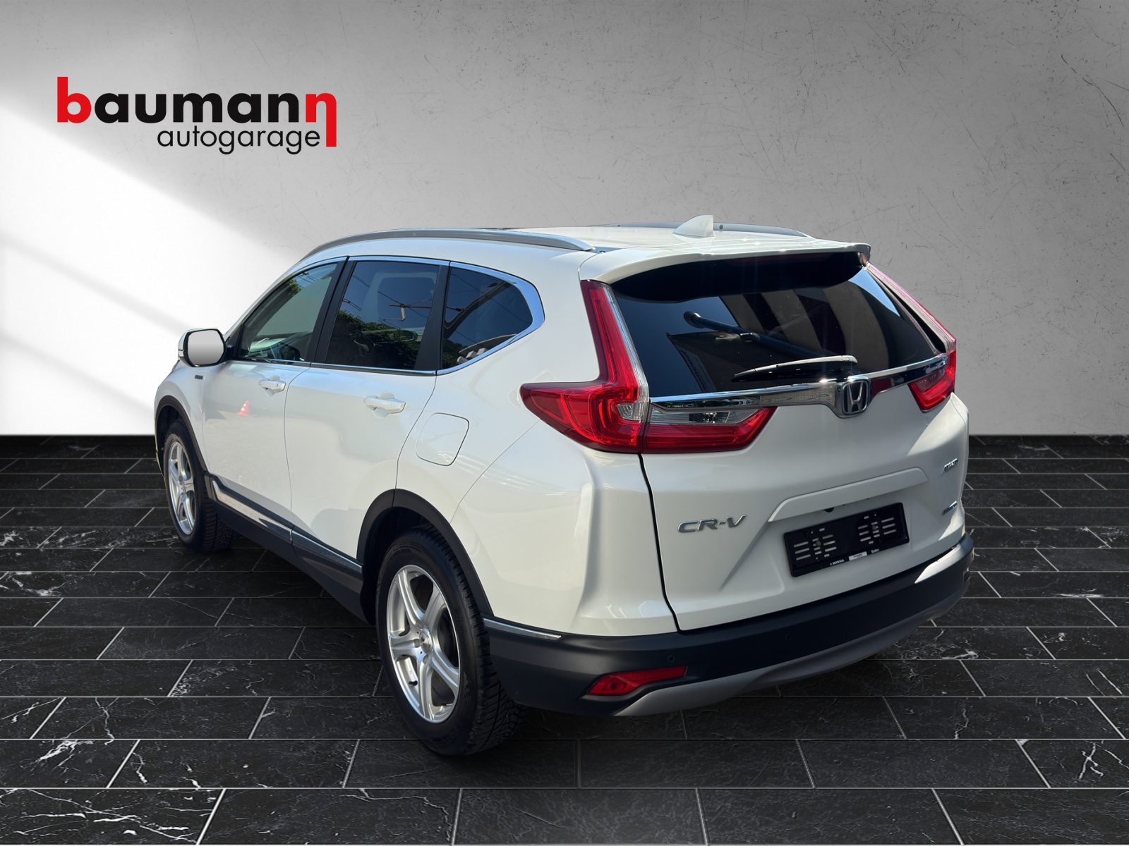 HONDA CR-V 2.0i MMD Hybrid Executive 4WD Automatic-image-3