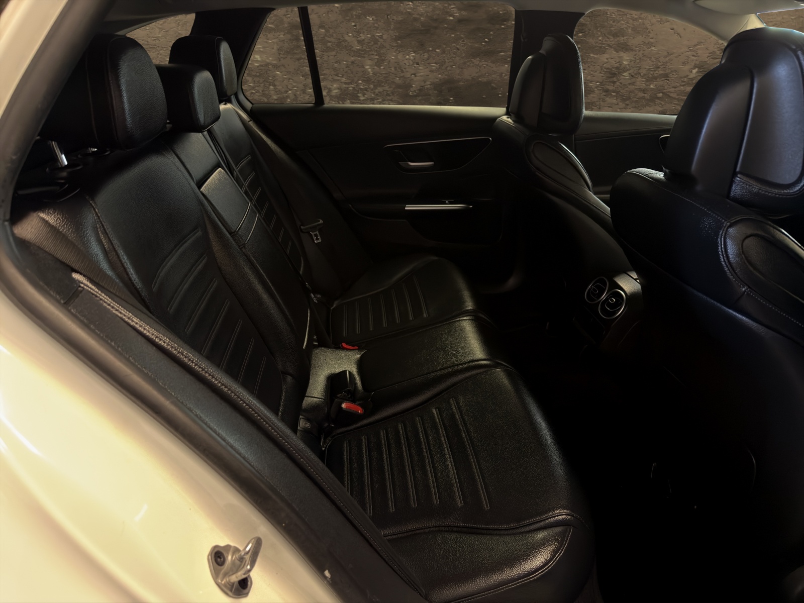 MERCEDES-BENZ C 220 d T 4Matic AMG Line-image-9
