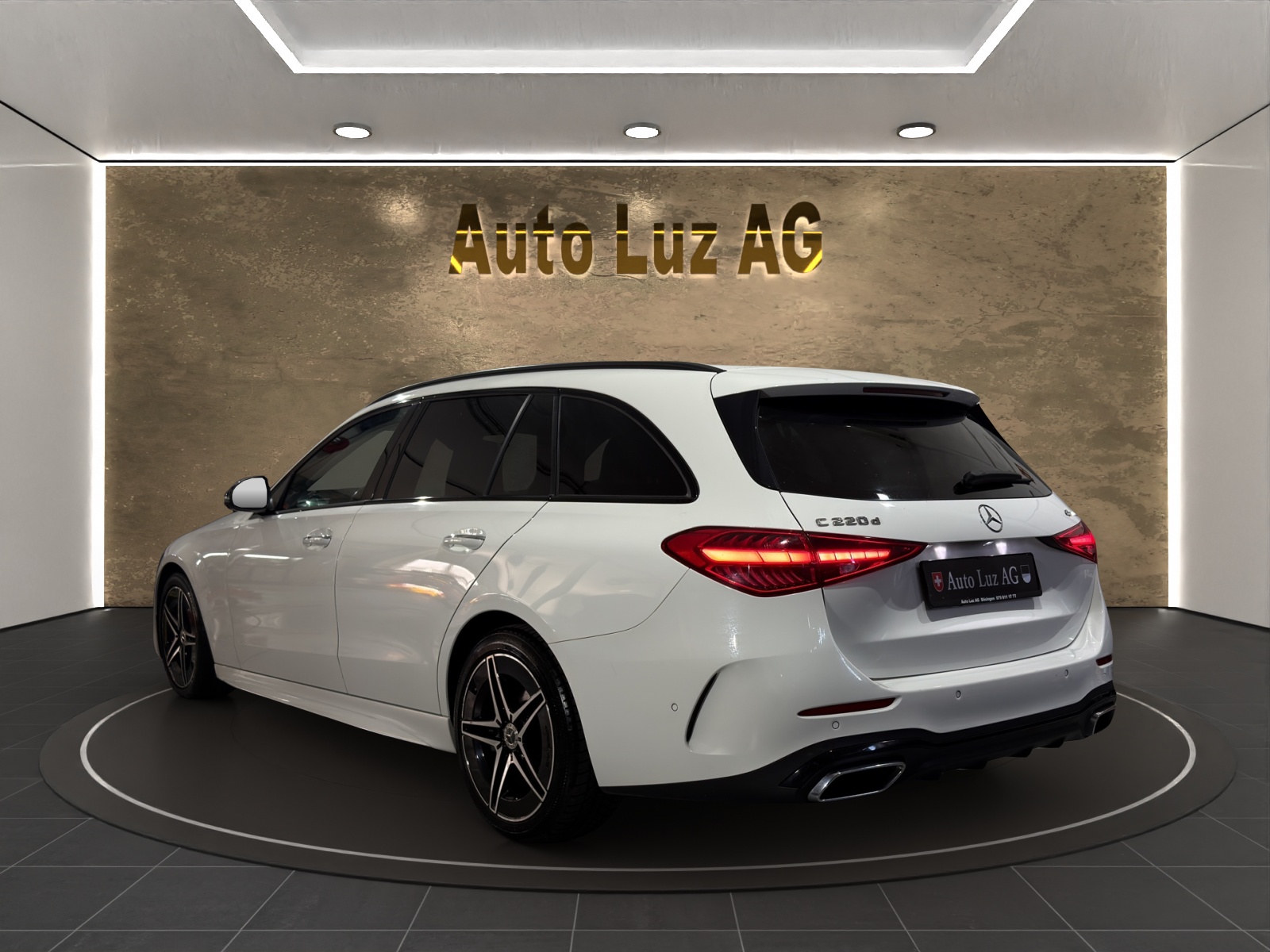 MERCEDES-BENZ C 220 d T 4Matic AMG Line-image-5