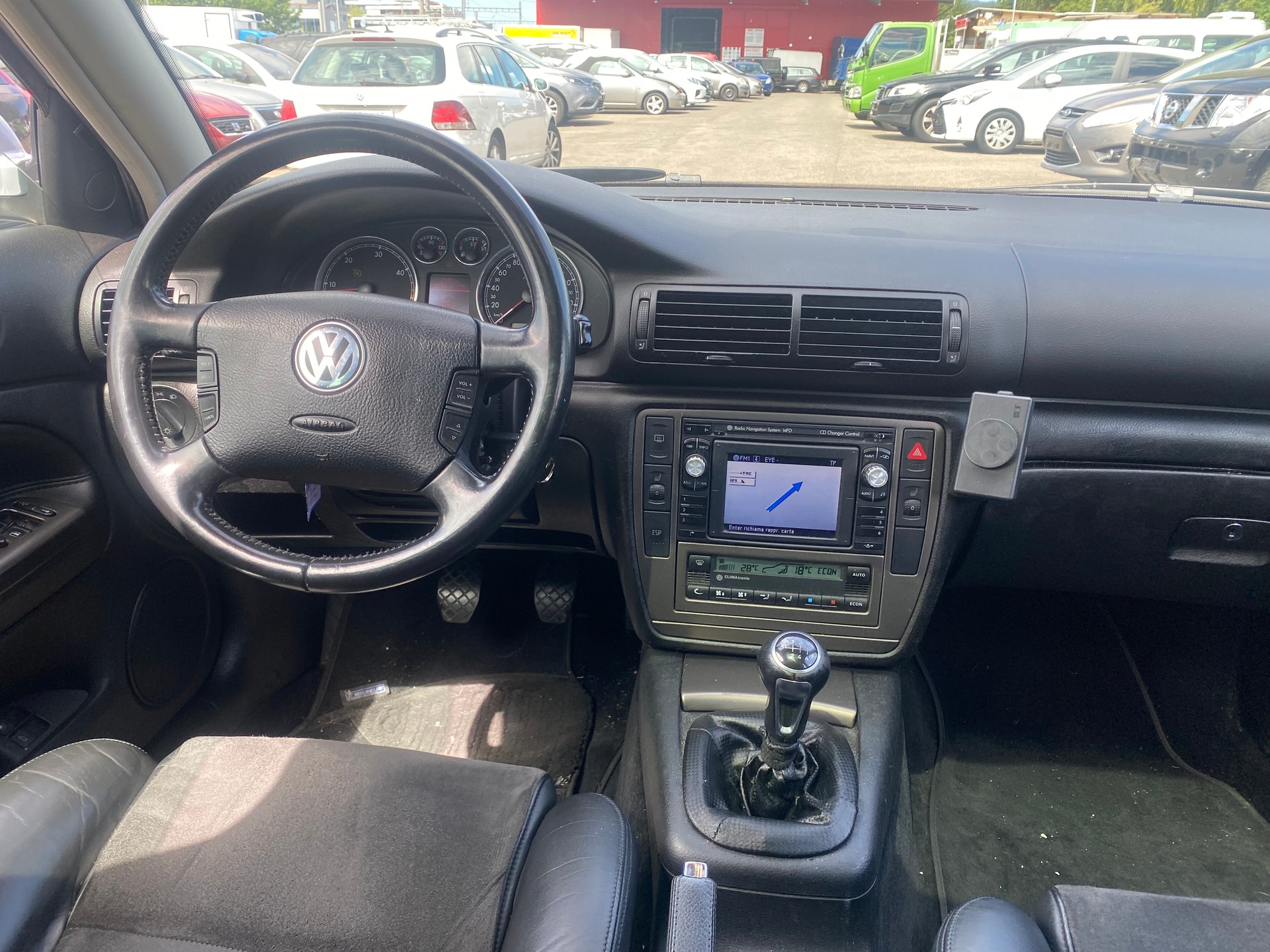 VW Passat Variant 2.5 V6 TDI 4Motion Highline-image-8