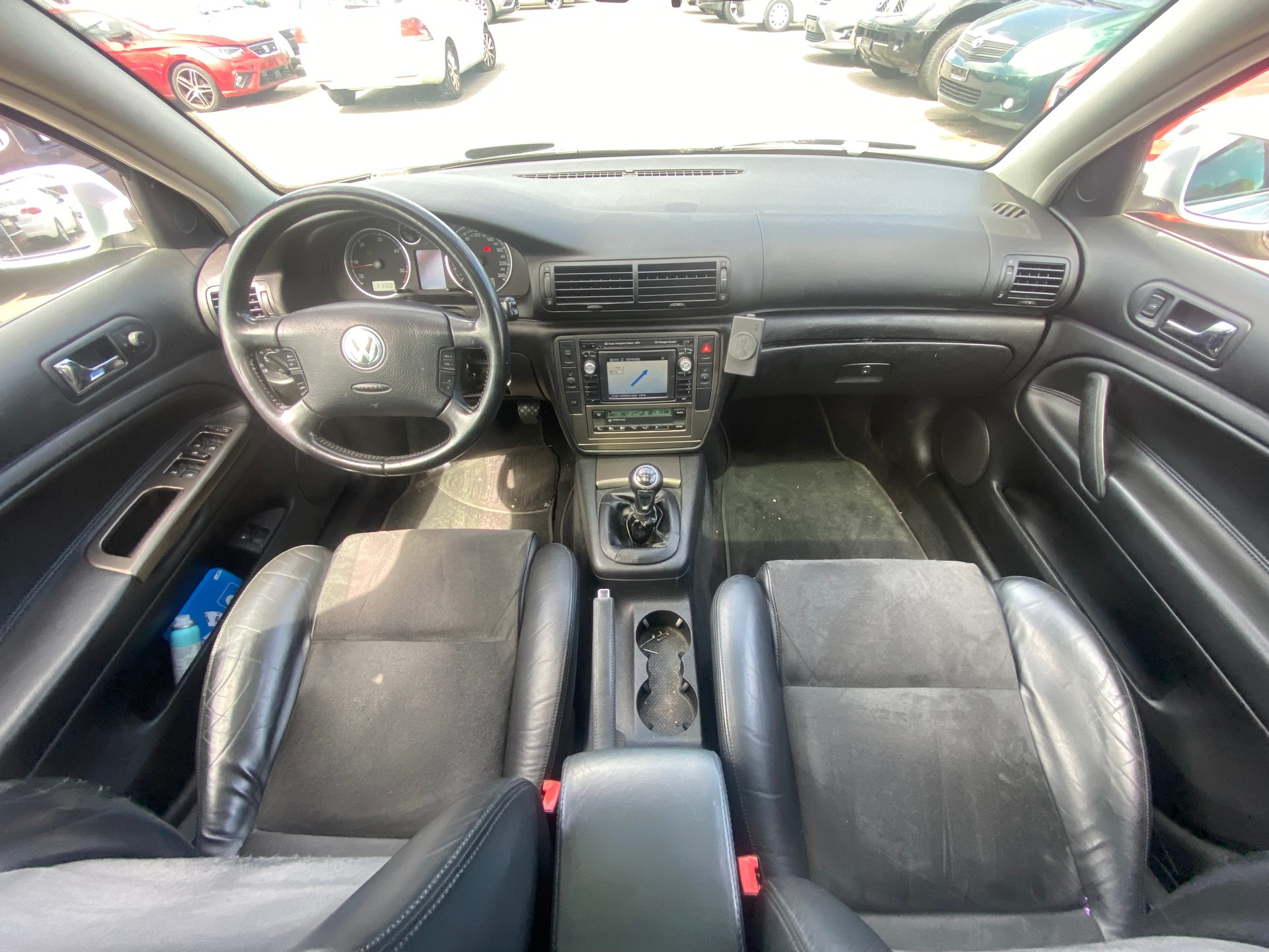 VW Passat Variant 2.5 V6 TDI 4Motion Highline-image-9