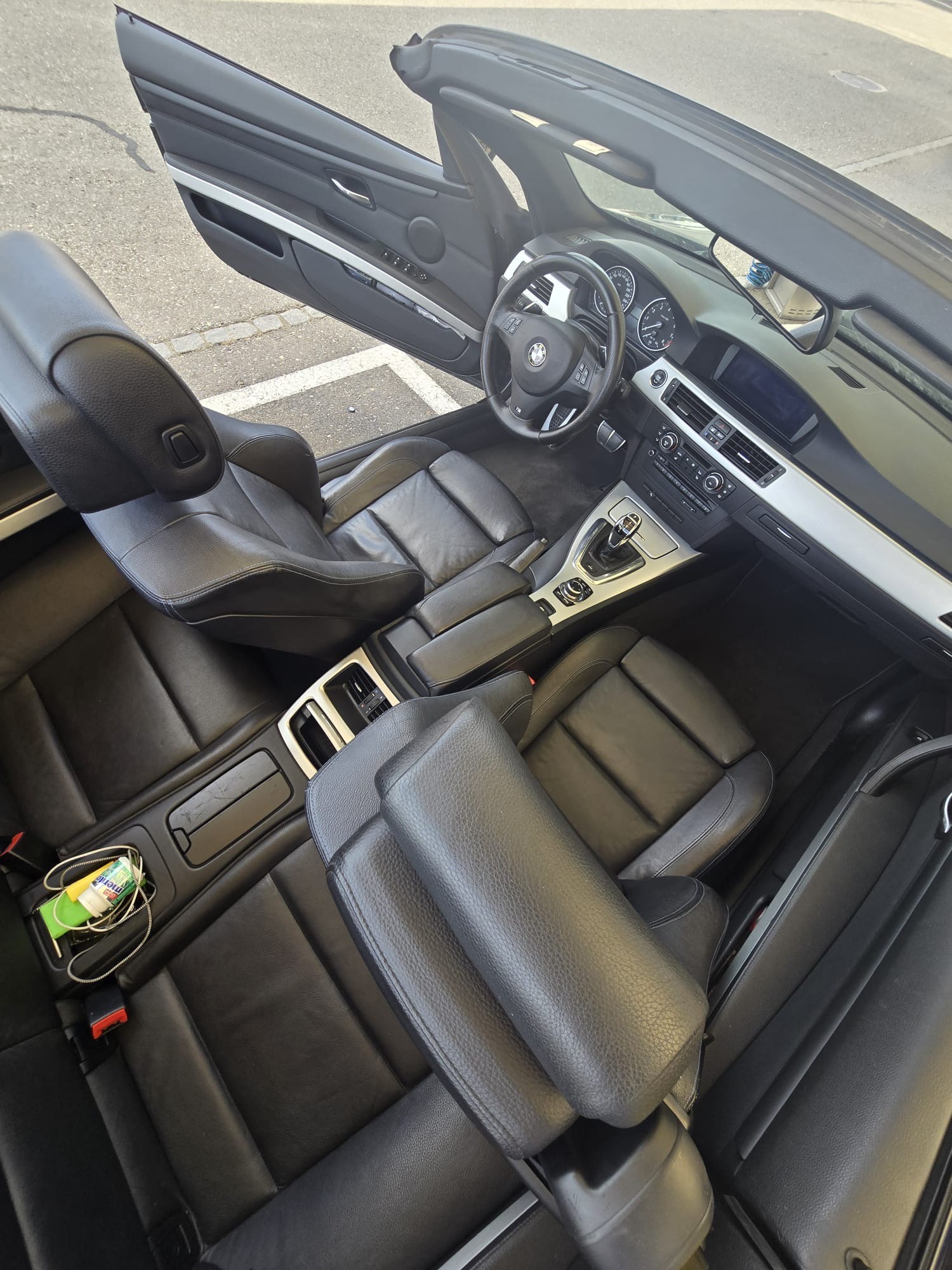 BMW 335i-image-3
