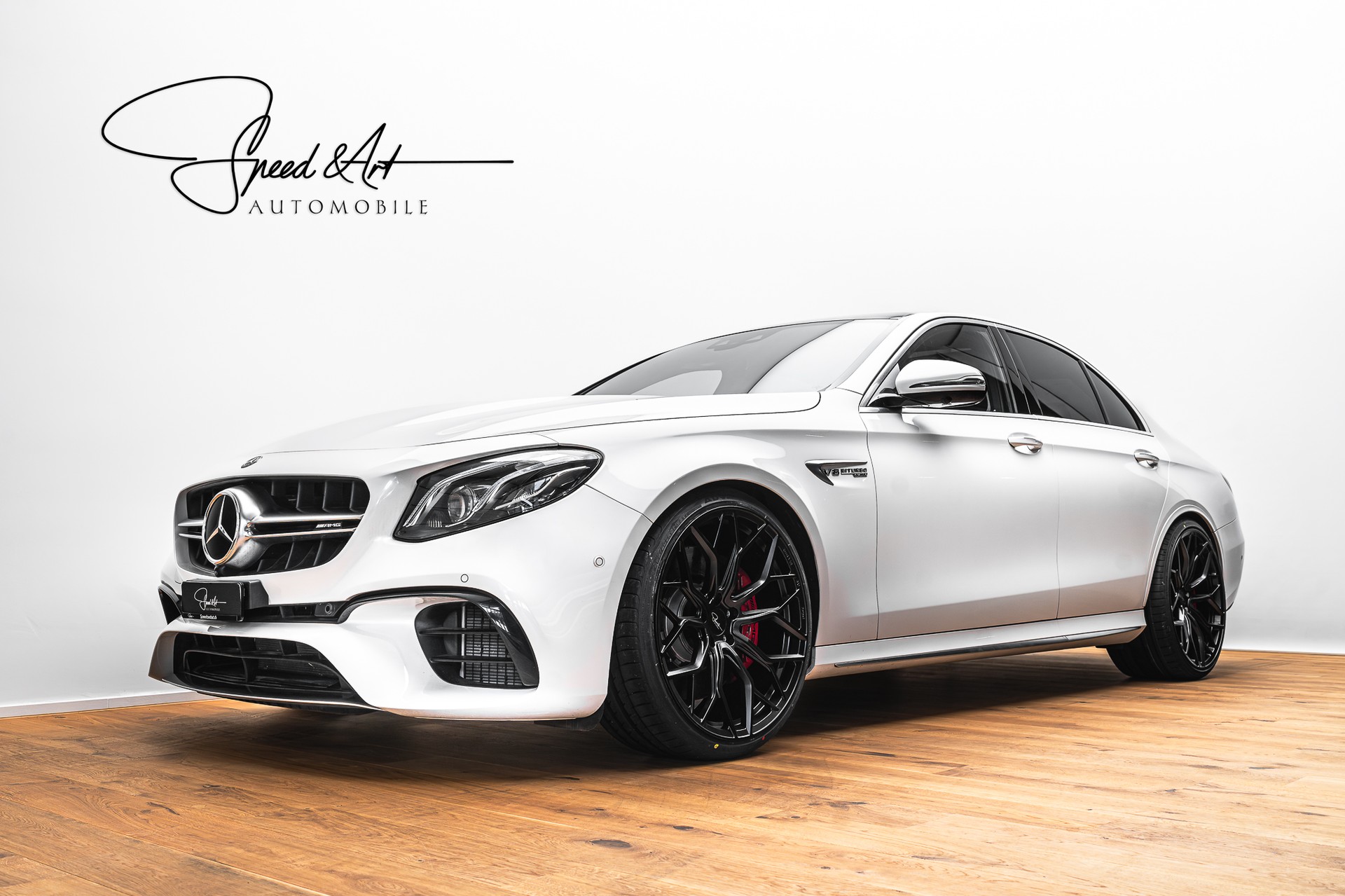 MERCEDES-BENZ E 63 AMG S 4Matic Speedshift MCT | OHNE OPF | 1. HAND-image-1