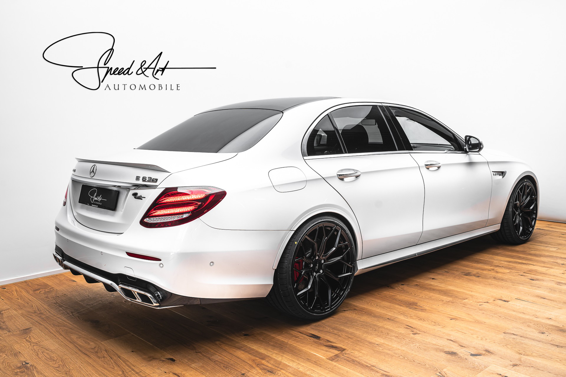 MERCEDES-BENZ E 63 AMG S 4Matic Speedshift MCT | OHNE OPF | 1. HAND-image-5