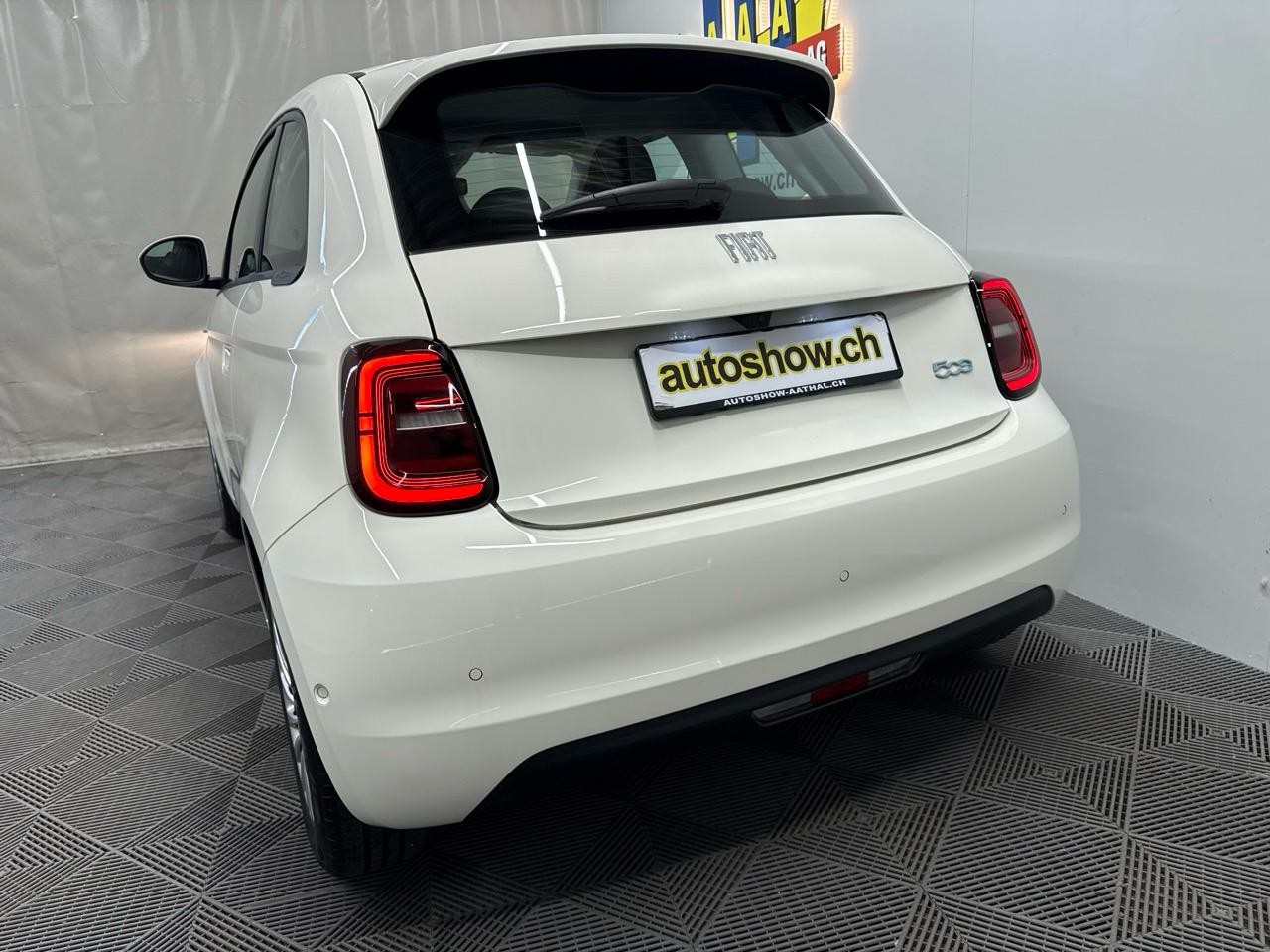 FIAT 500 electric 87 kW Cult-image-12