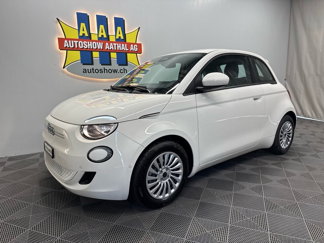 FIAT 500 electric 87 kW Cult-image-0
