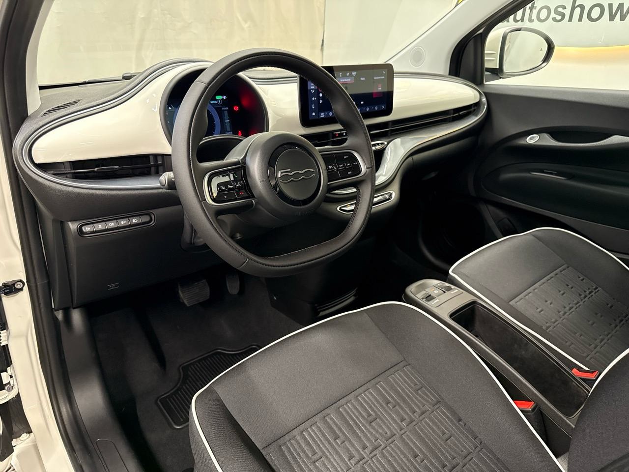 FIAT 500 electric 87 kW Cult-image-2