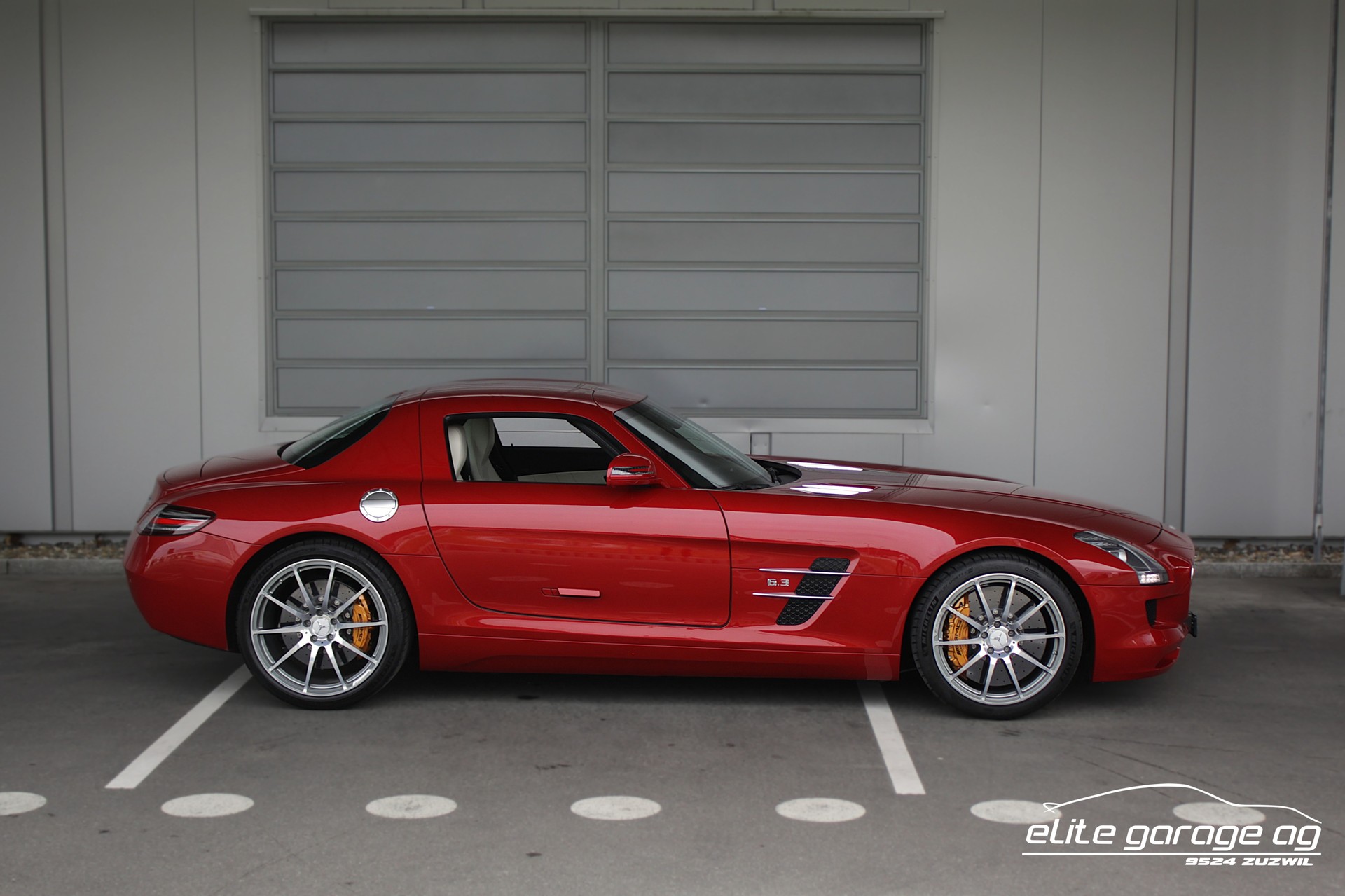 MERCEDES-BENZ SLS 63 AMG Speedshift-image-5