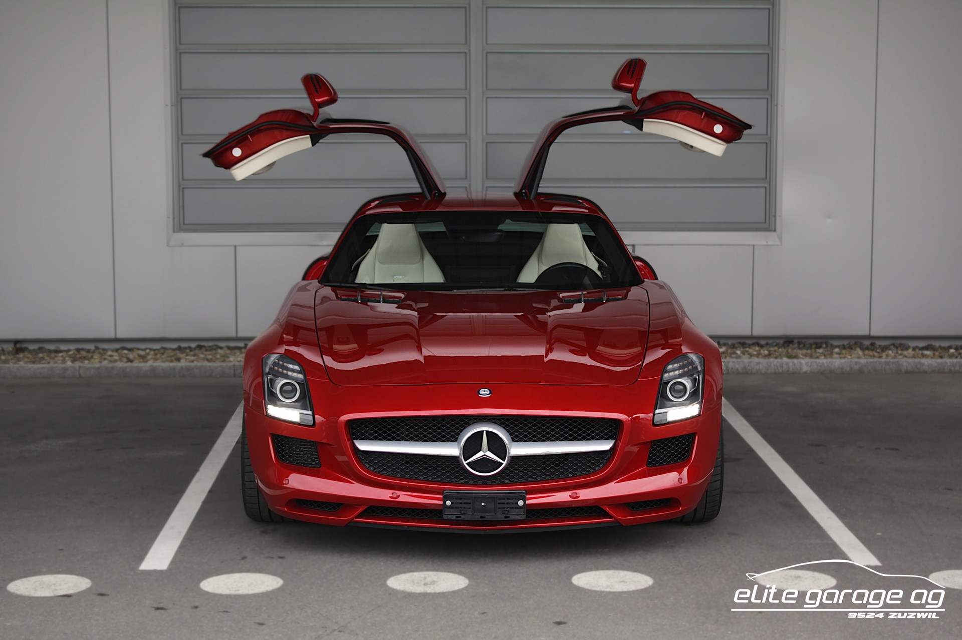 MERCEDES-BENZ SLS 63 AMG Speedshift-image-7