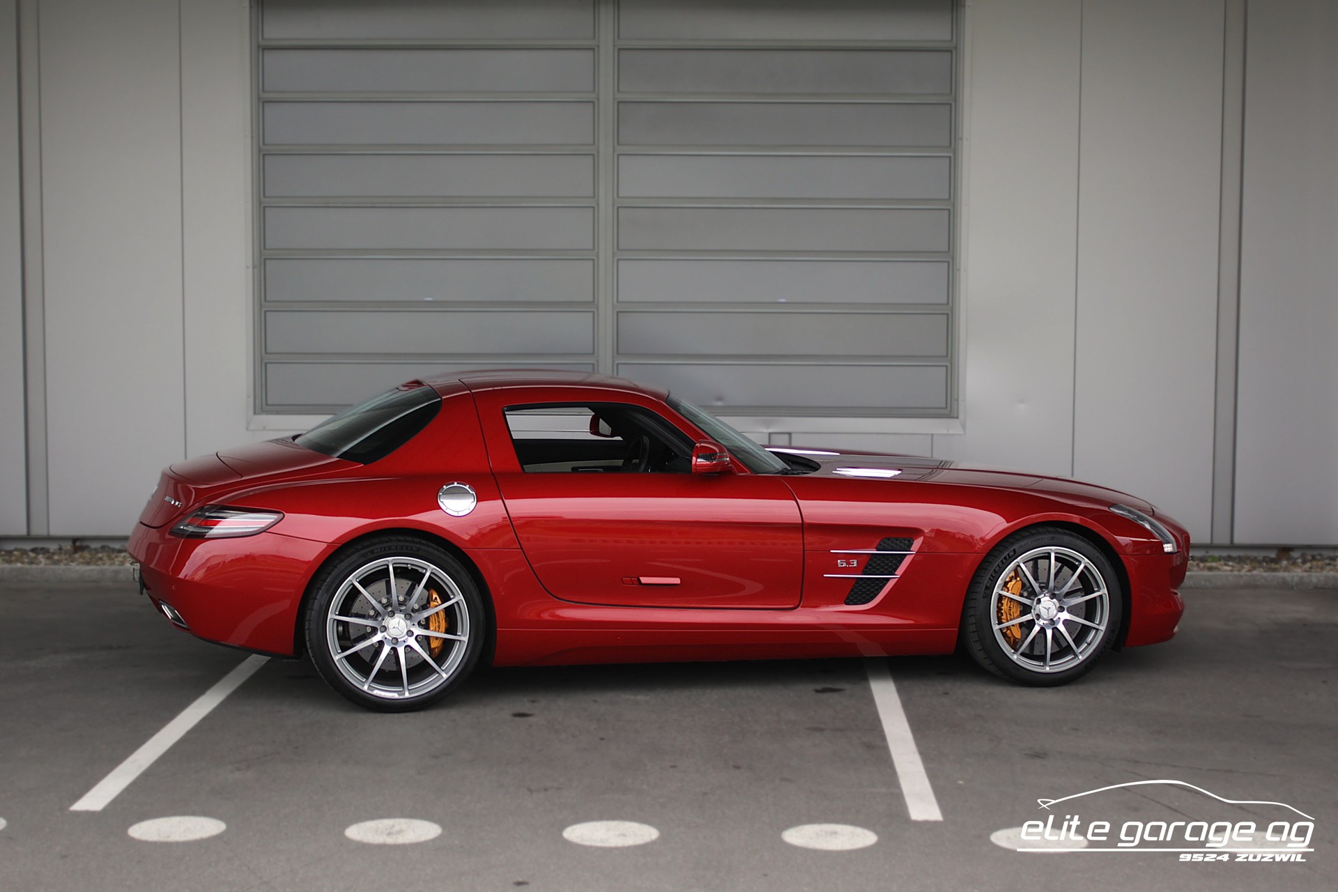 MERCEDES-BENZ SLS 63 AMG Speedshift-image-4
