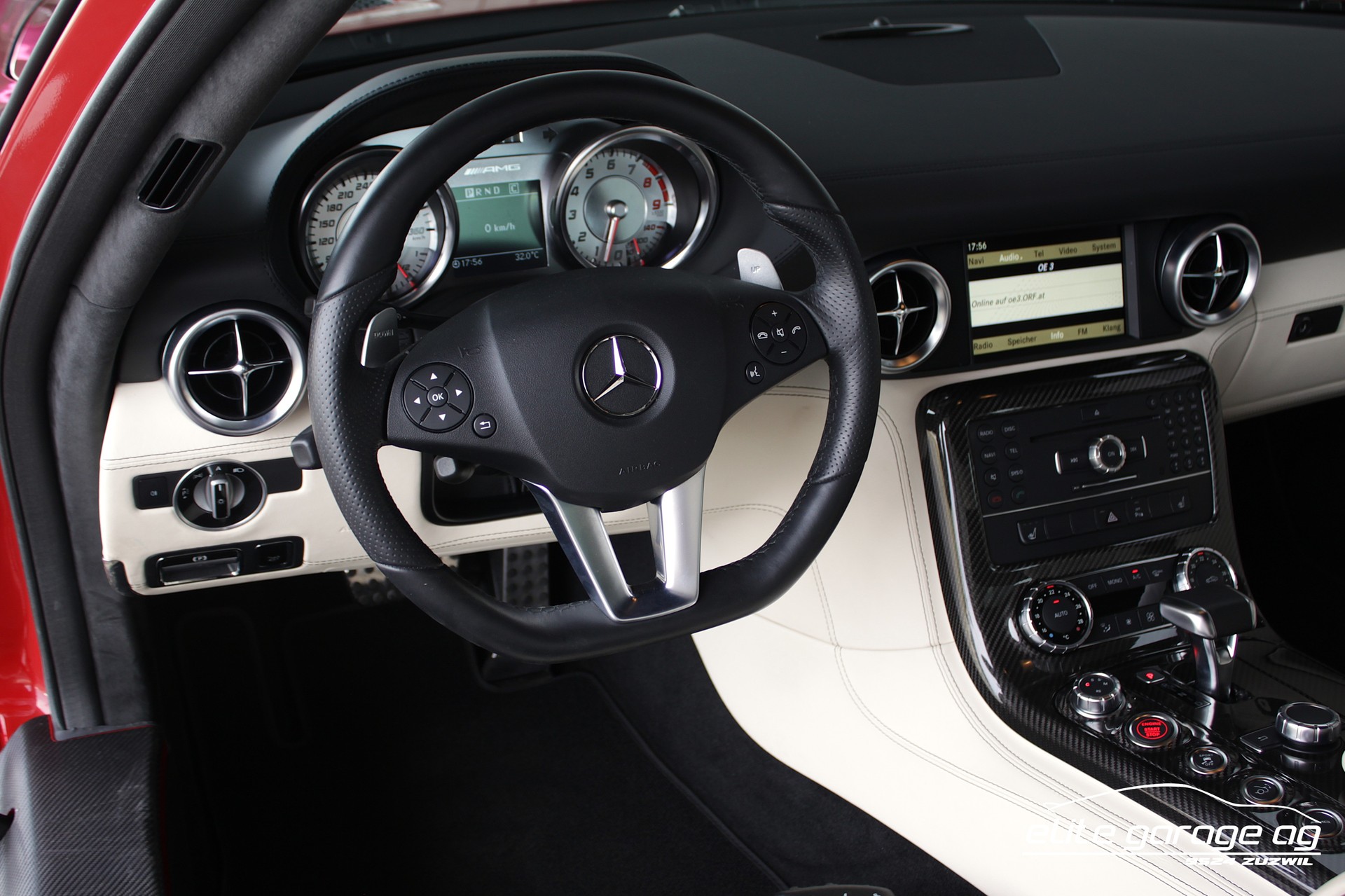 MERCEDES-BENZ SLS 63 AMG Speedshift-image-14