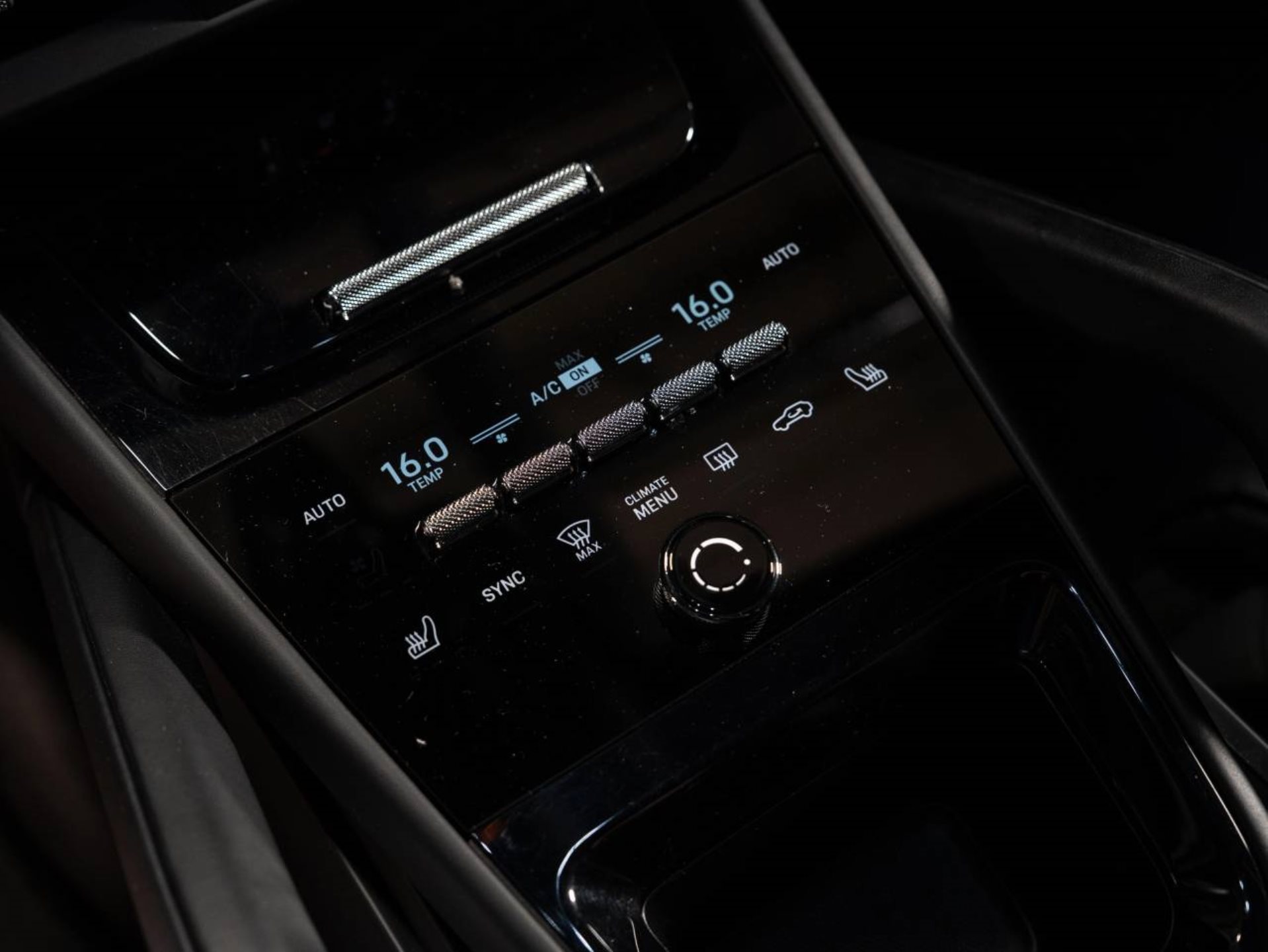 PORSCHE Cayenne S E-Hybrid Coupé-image-14