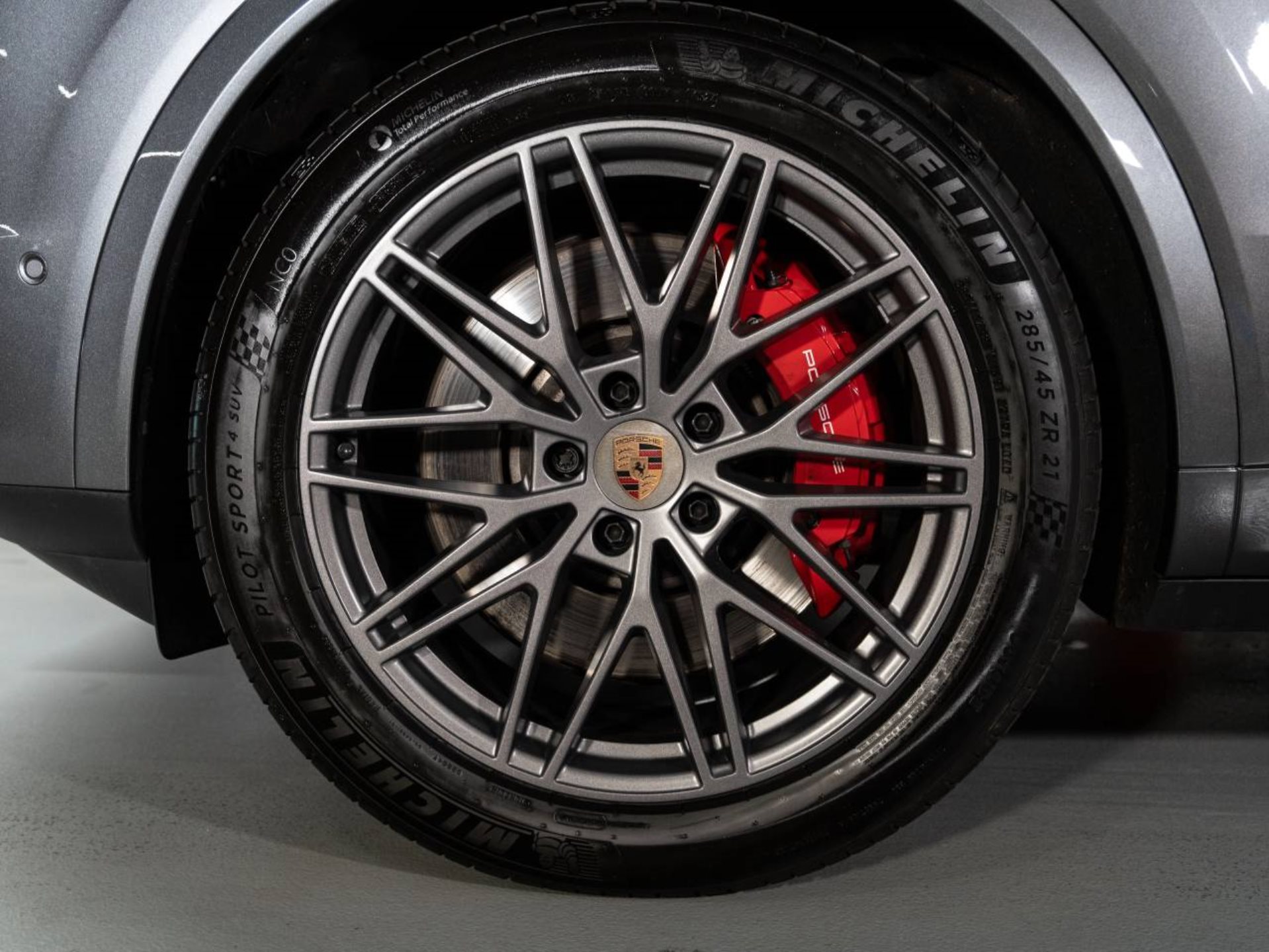 PORSCHE Cayenne S E-Hybrid Coupé-image-24