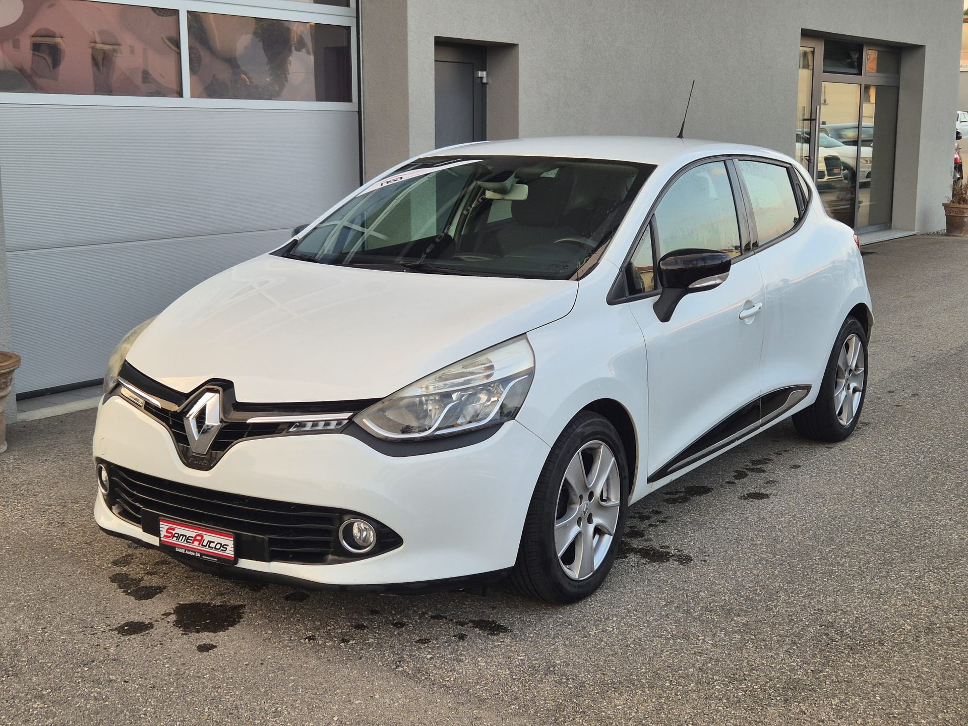 RENAULT Clio 0.9 12V Dynamique-image-4