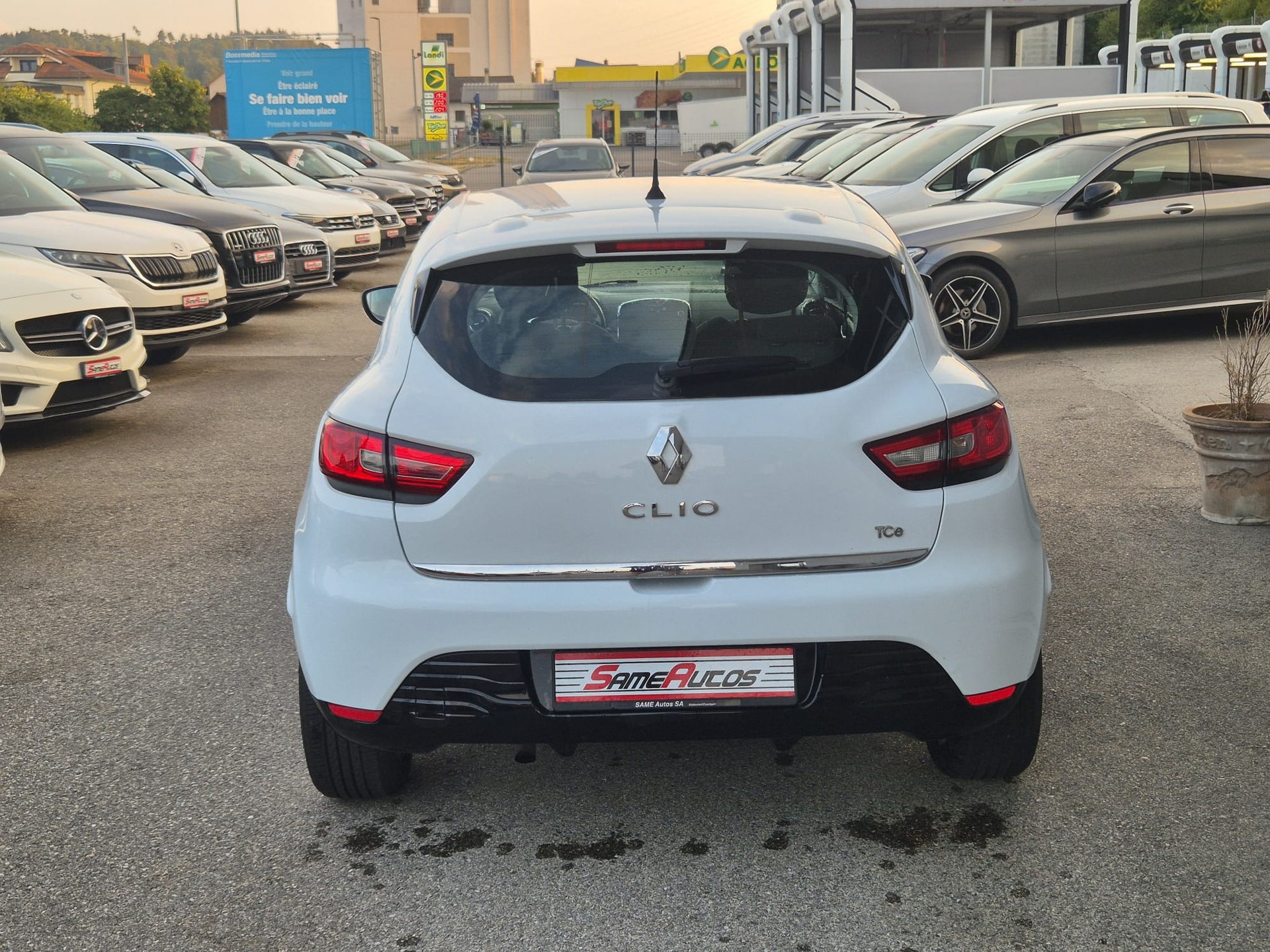 RENAULT Clio 0.9 12V Dynamique-image-2