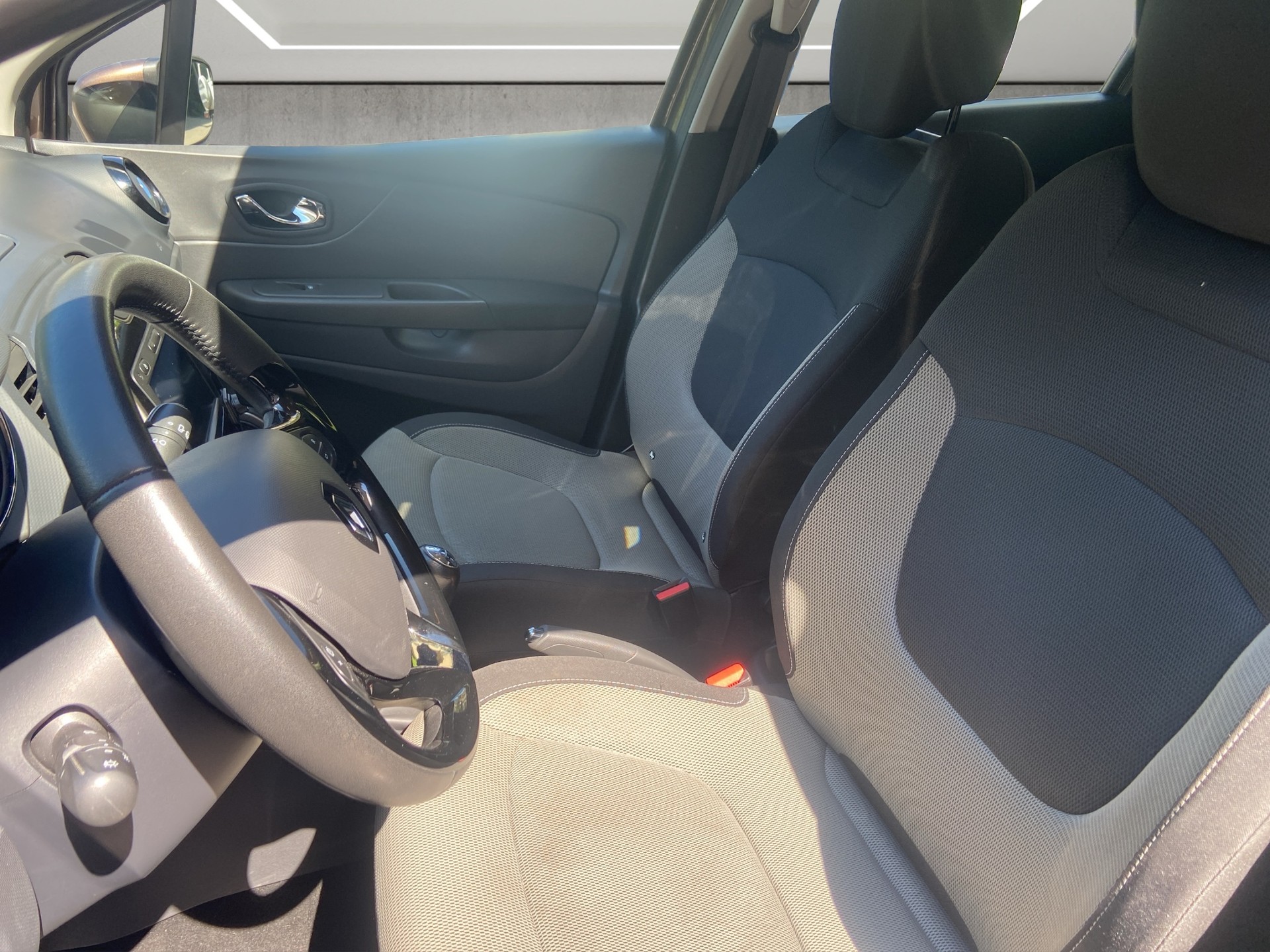 RENAULT Captur 0.9 12V Dynamique-image-11