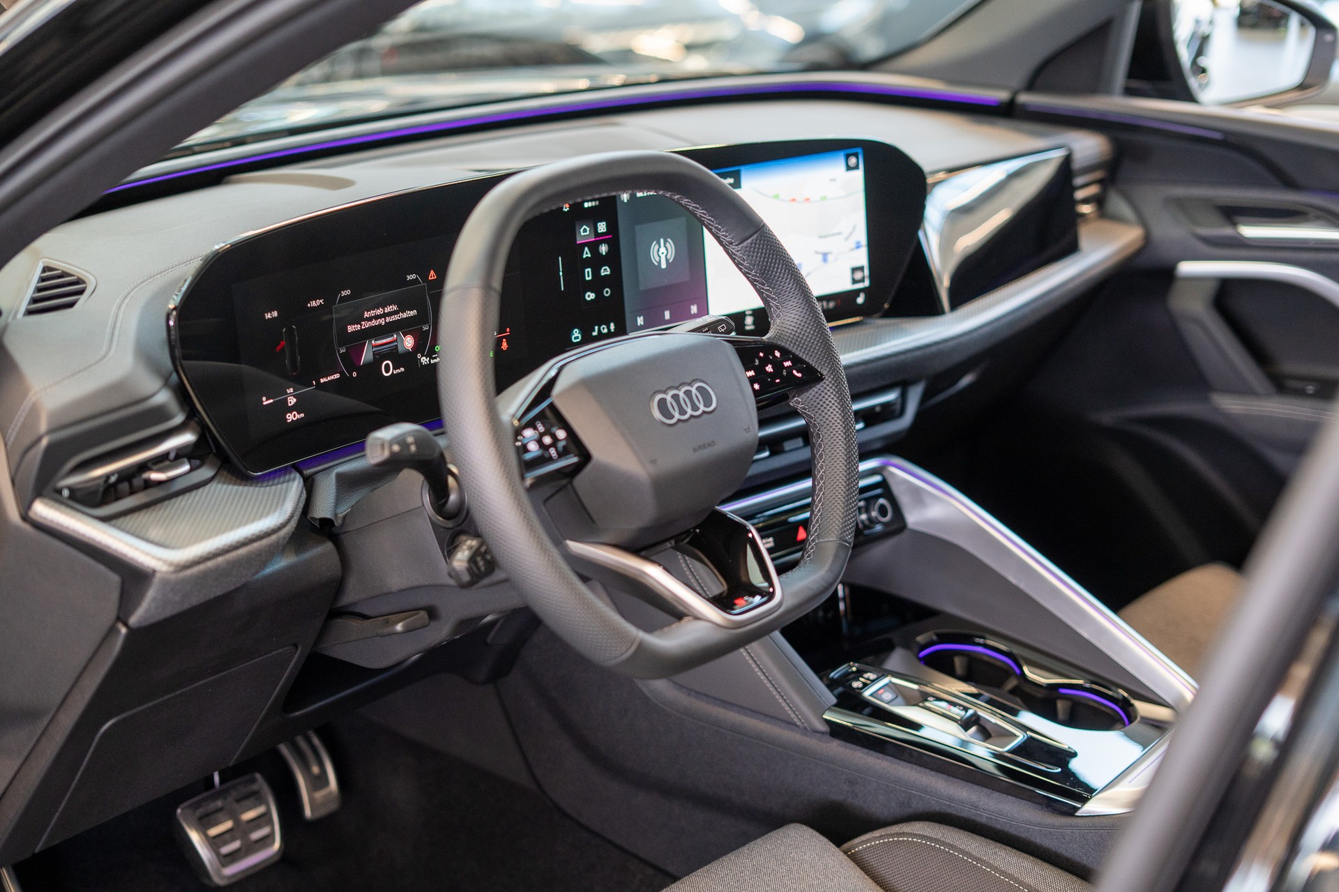 AUDI Q5 2.0 40 TFSI quattro S-Tronic S-Line / Rückfahrkamera / Navi / Sportsitze-image-8