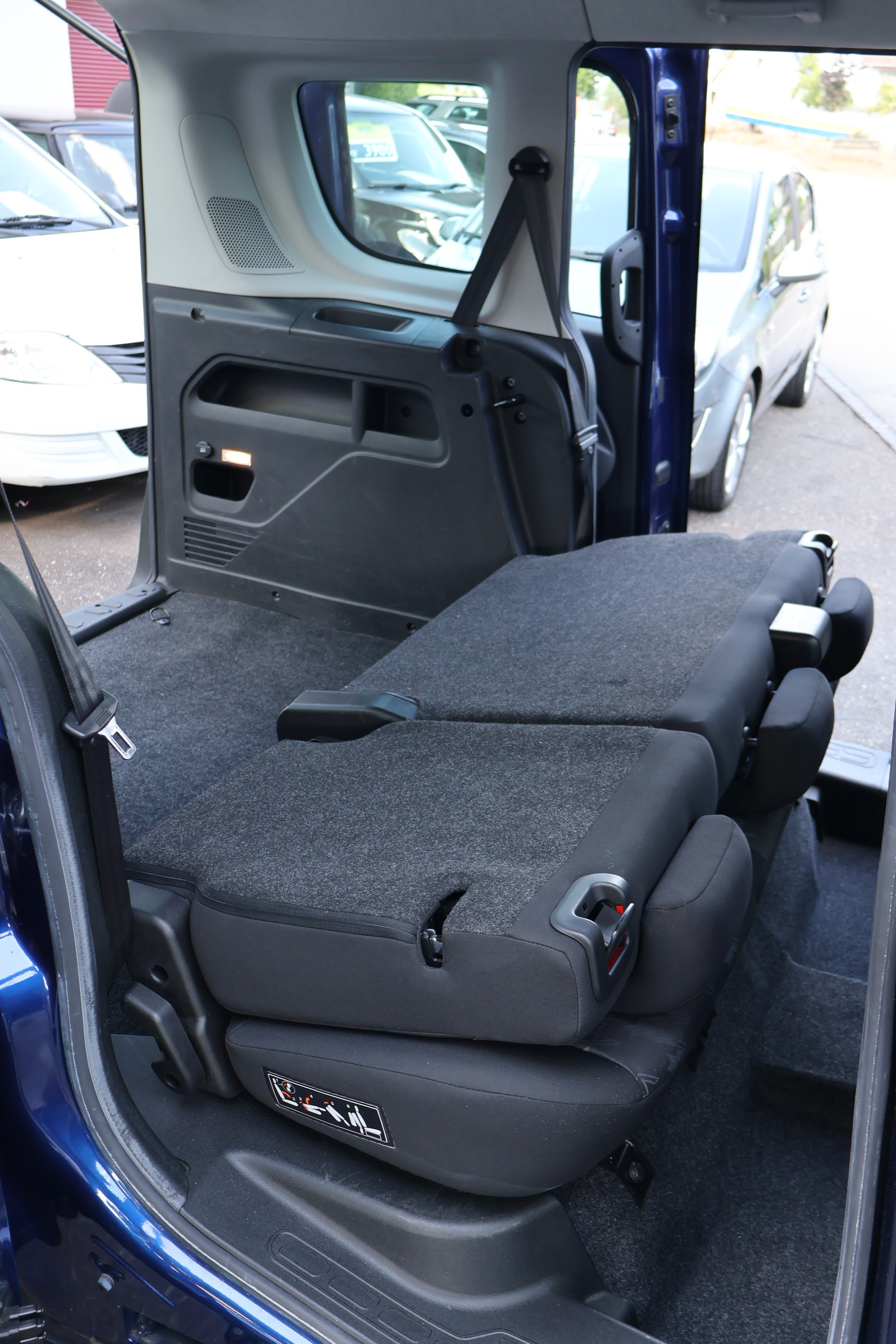 OPEL Combo 1.4 Turbo Cosmo L1H1-image-15