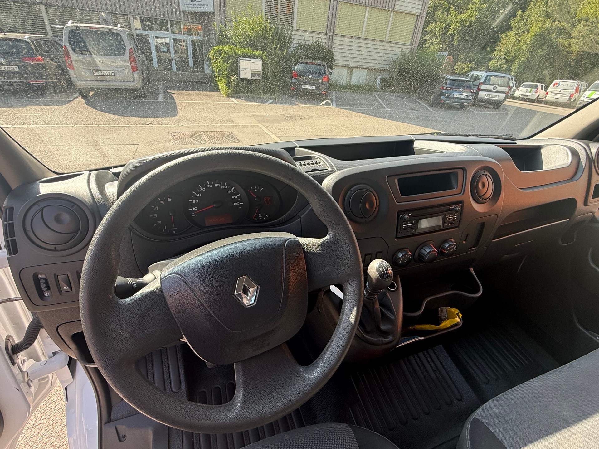RENAULT Master T35 dCi130 L2-image-4